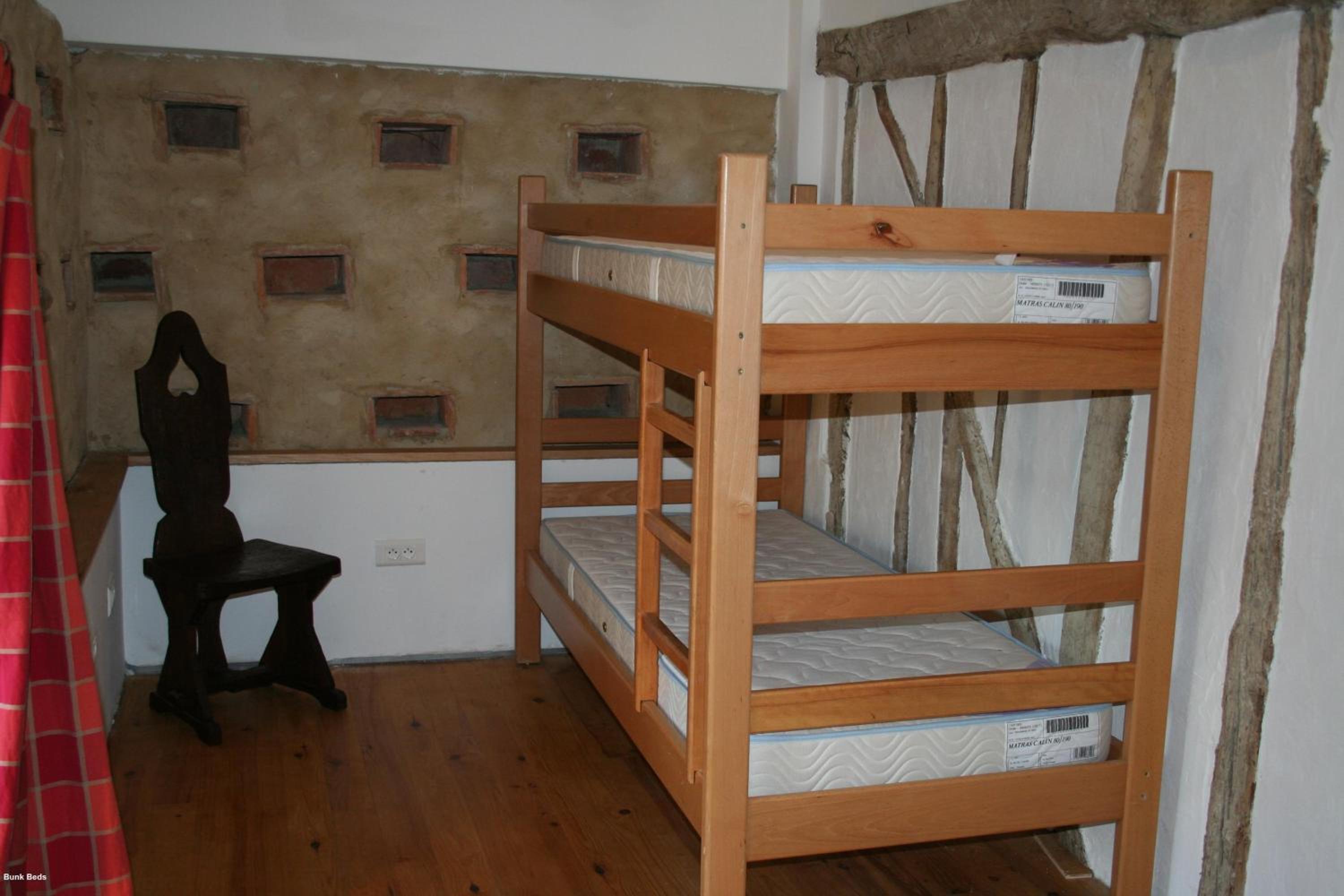 Three-Bedroom House - Photo 19