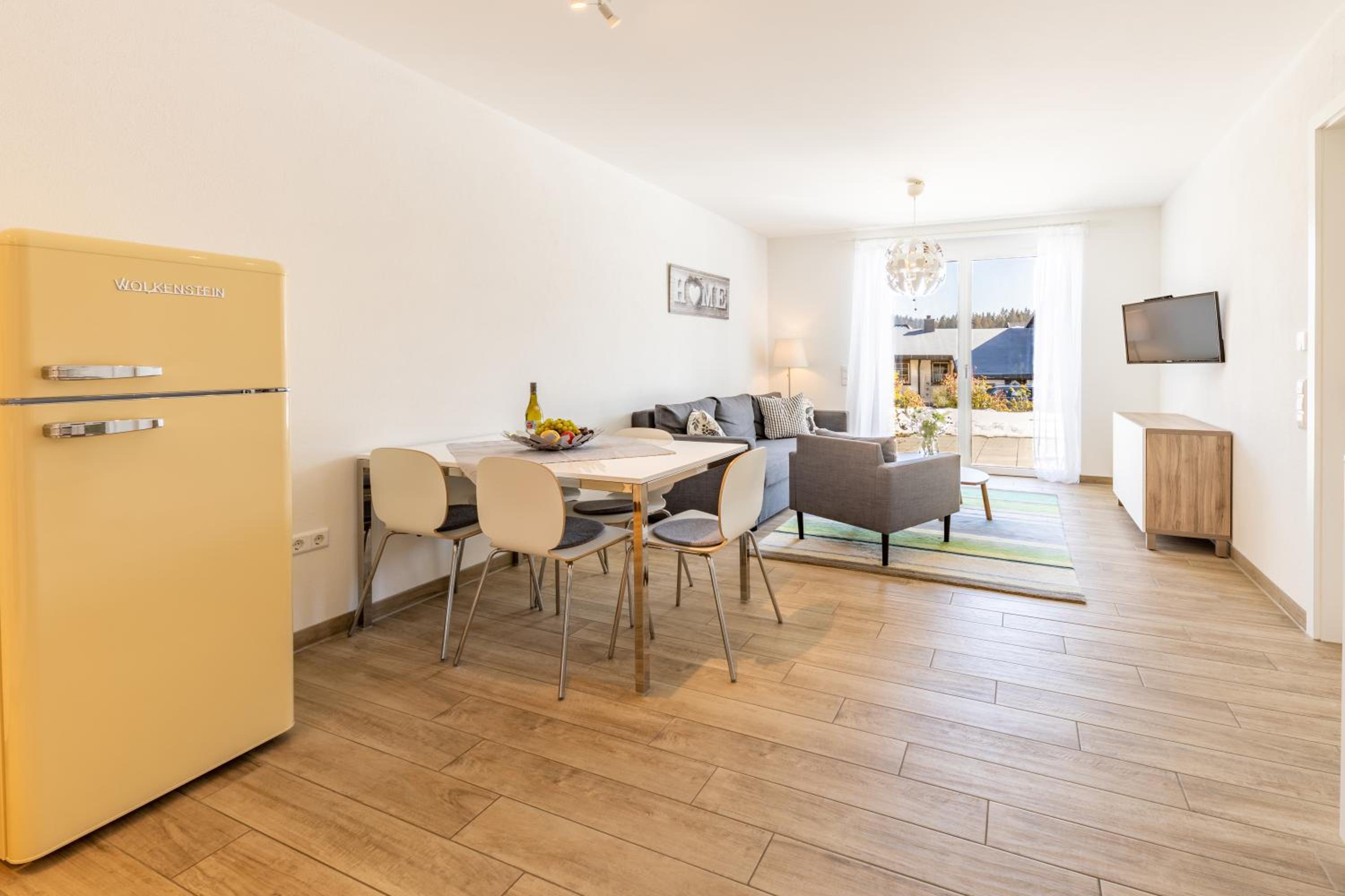 Two-Bedroom Apartment (H4) photo 2