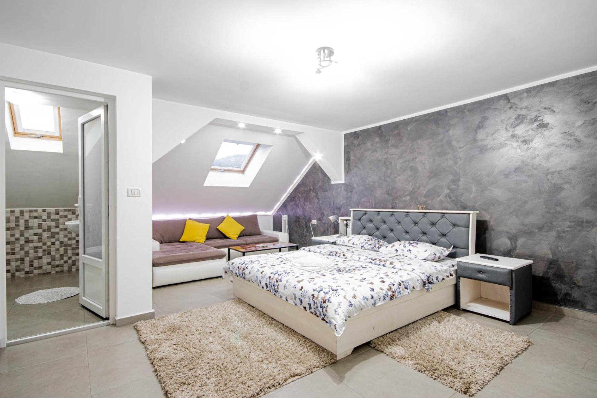 Superior Double Room - Photo 7