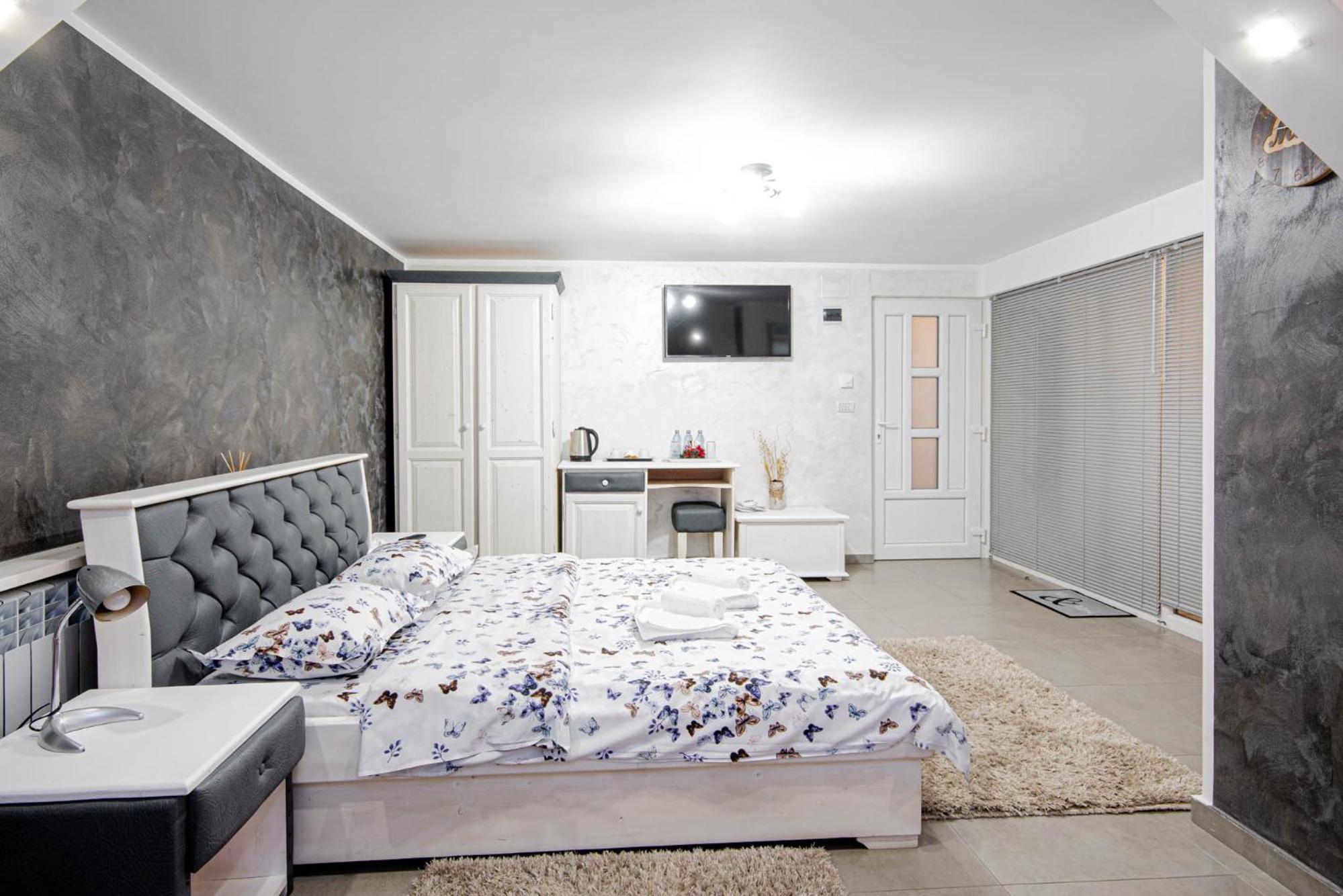 Superior Double Room - Photo 6