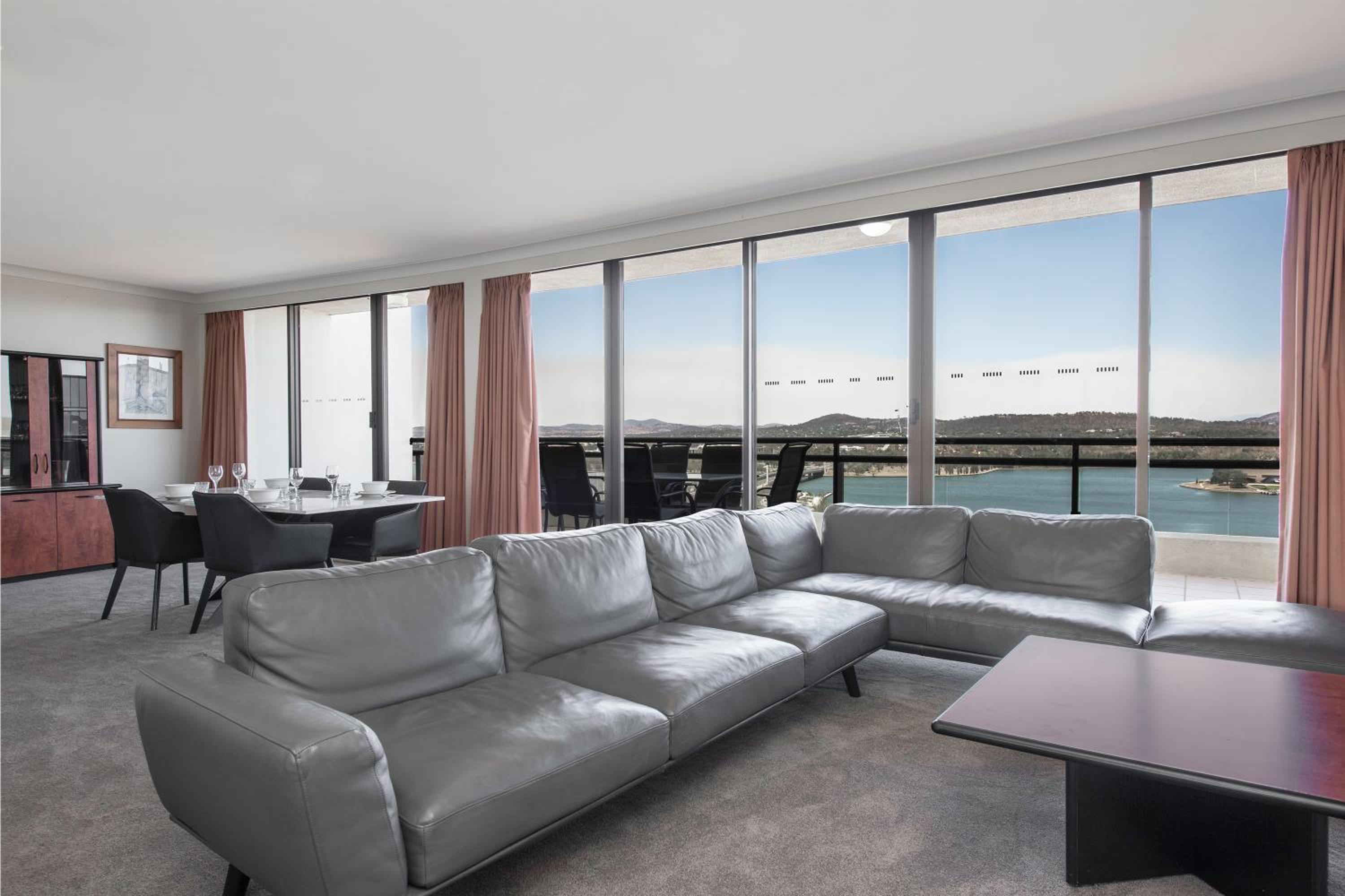 Three-Bedroom Penthouse photo 3