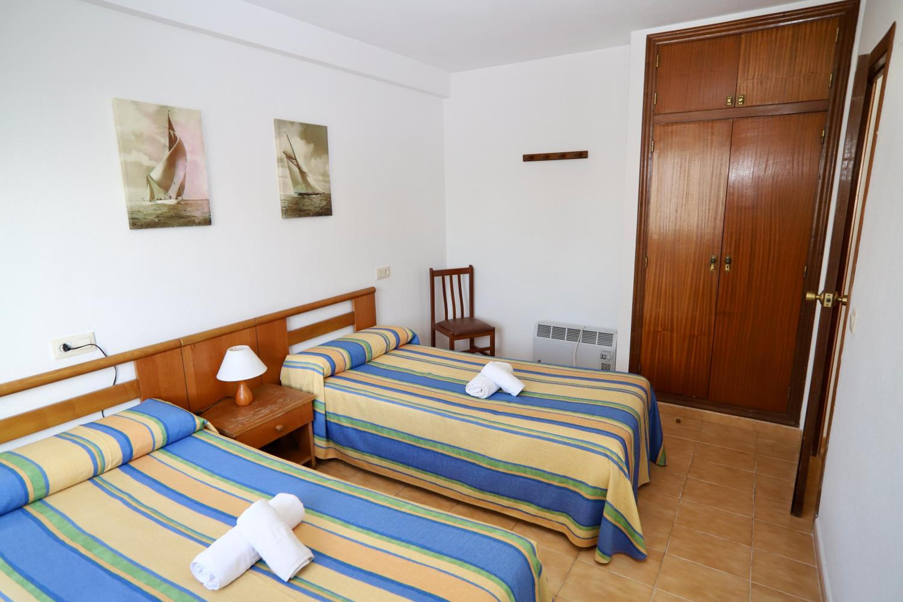 One-Bedroom Apartment (2 - 4 Adults) photo 3