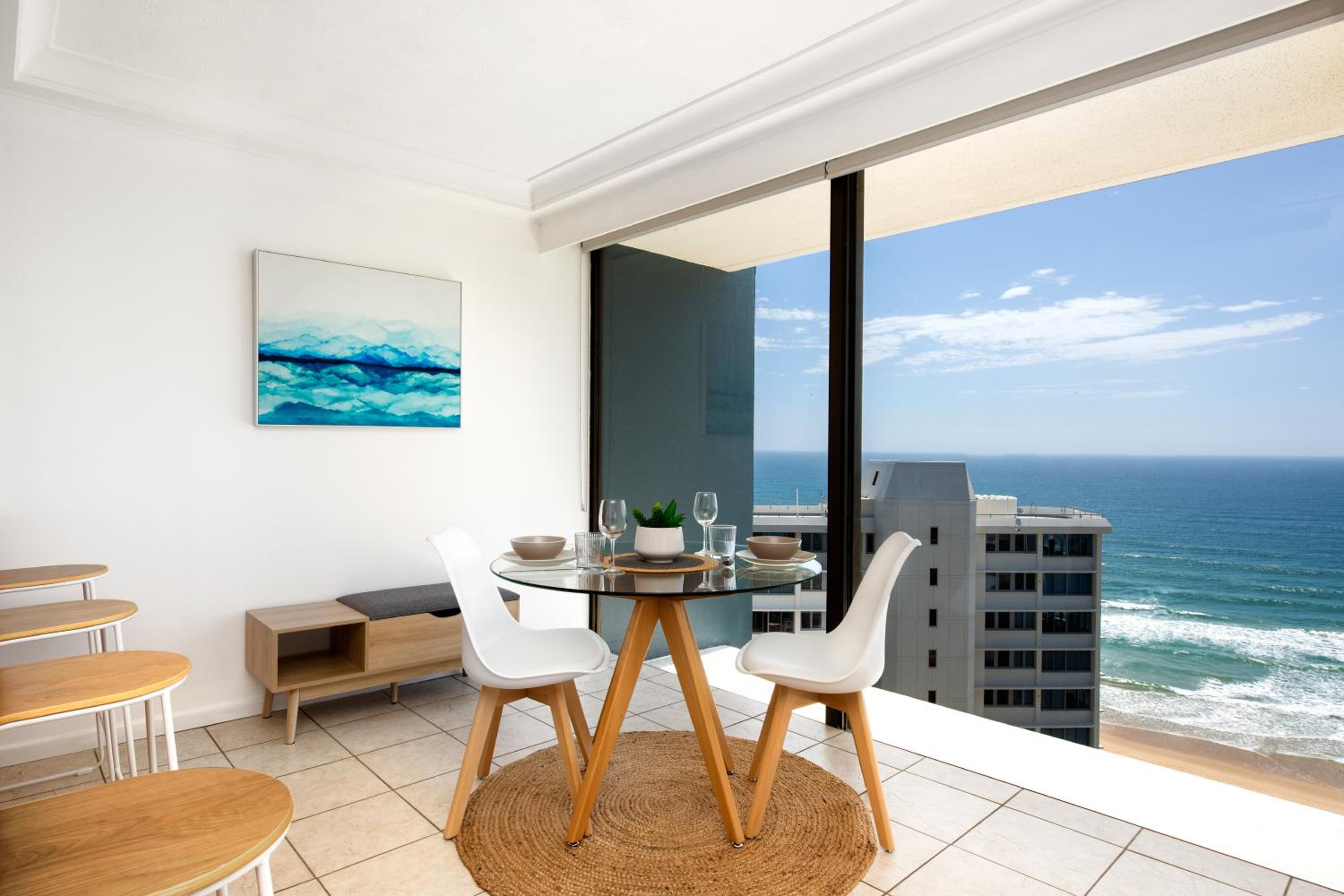 One-Bedroom Apartment - Photo 4
