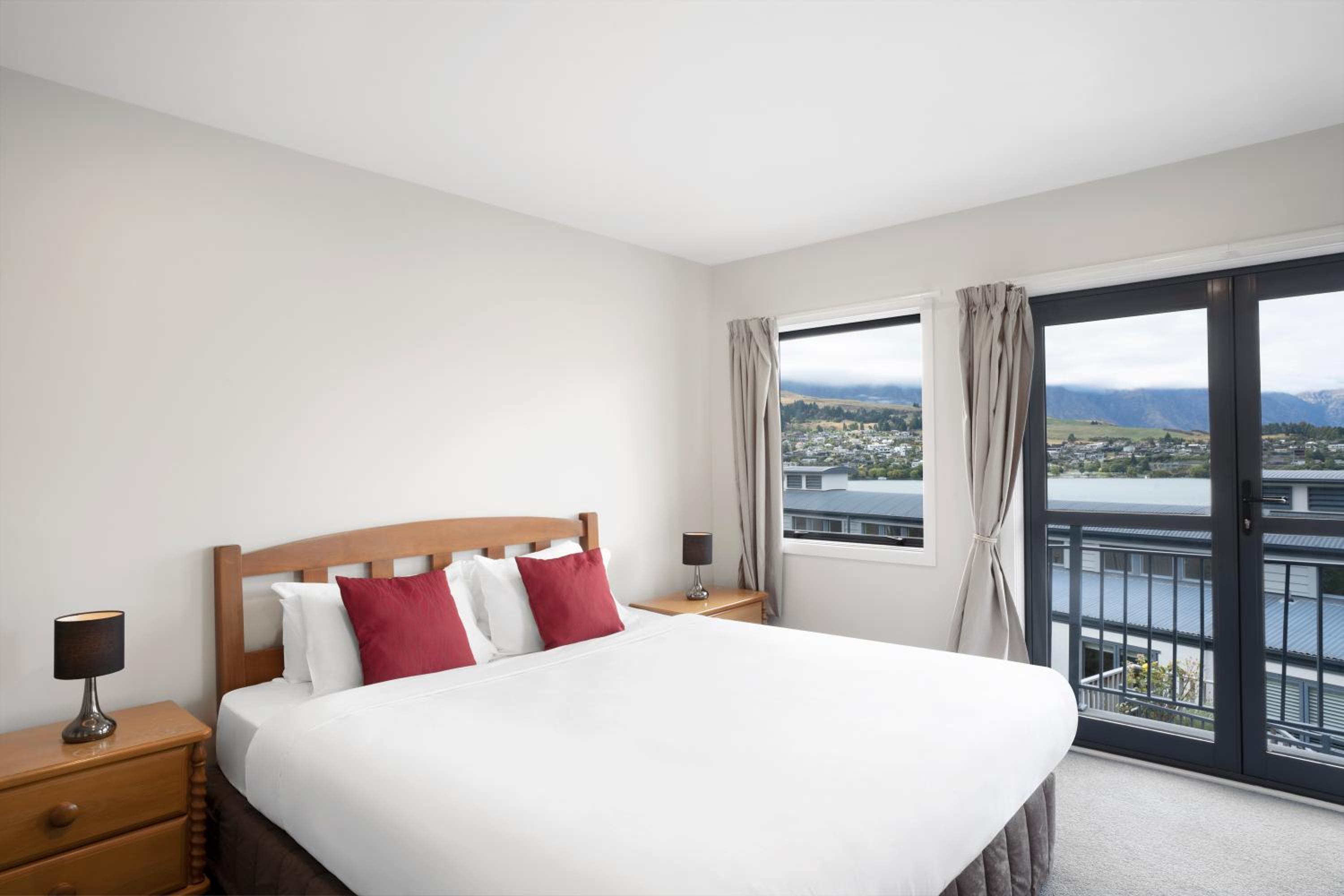 Three-bedroom lake view suite