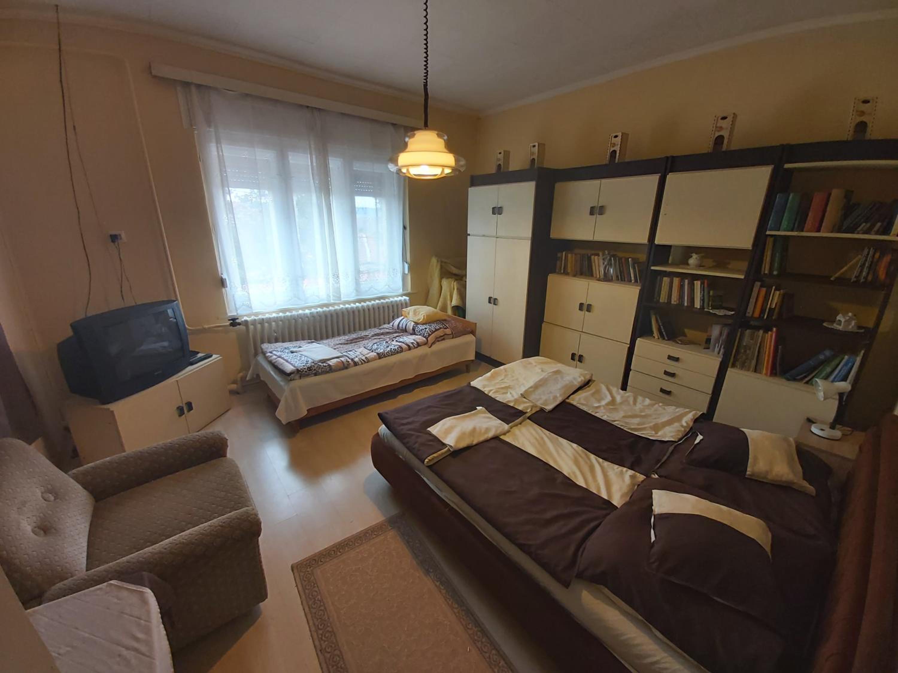 Two-Bedroom Standard Apartment photo 1