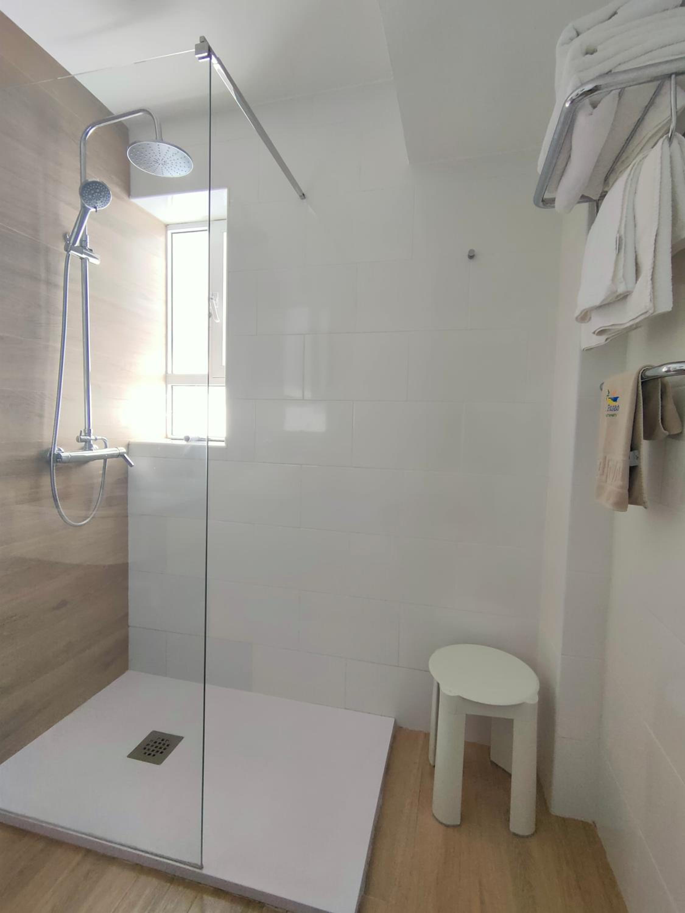 One-Bedroom Apartment with Sea View photo 3