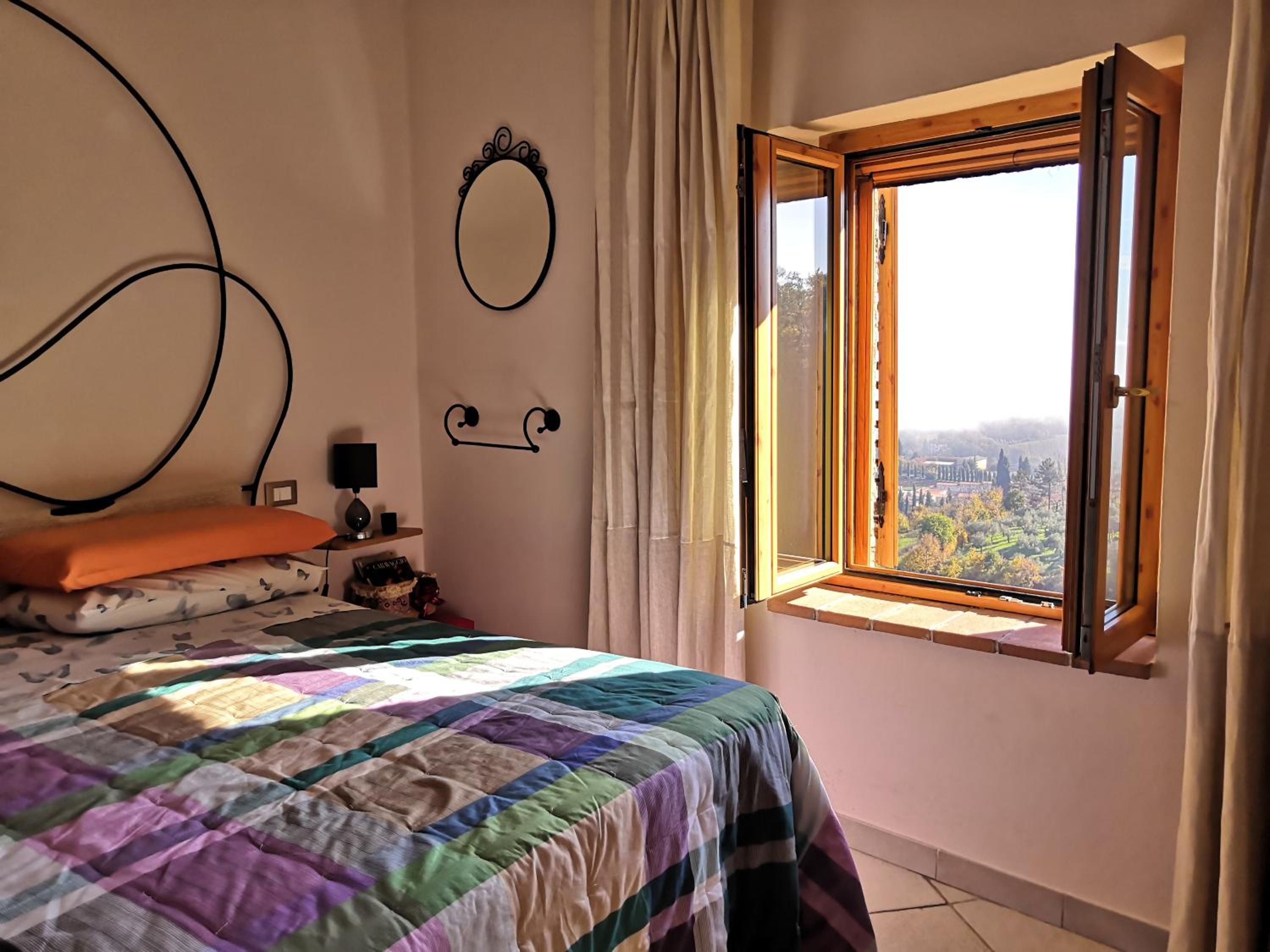 Double or Twin Room with Bathroom - Photo 2