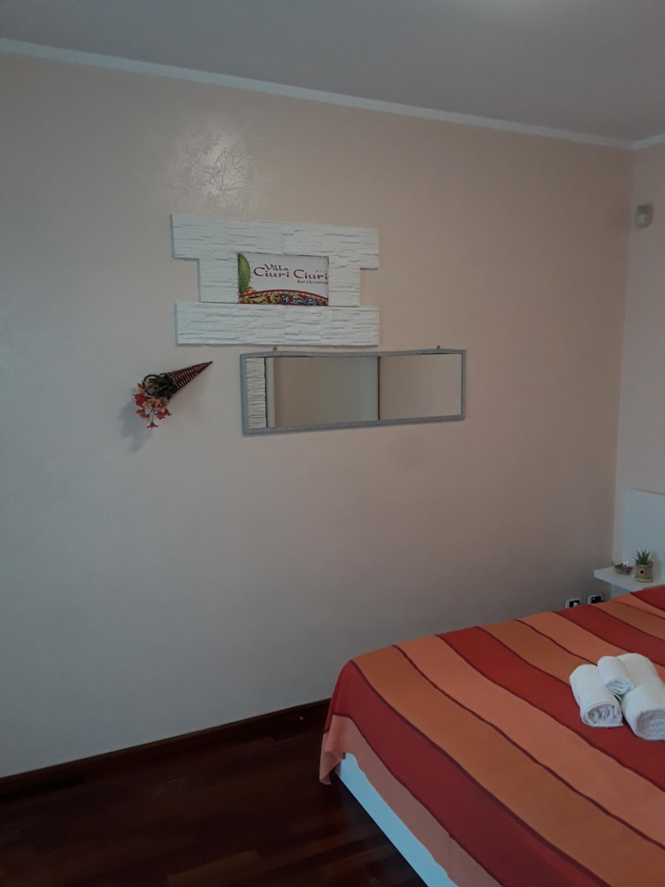 Deluxe Double Room with Balcony - Photo 26