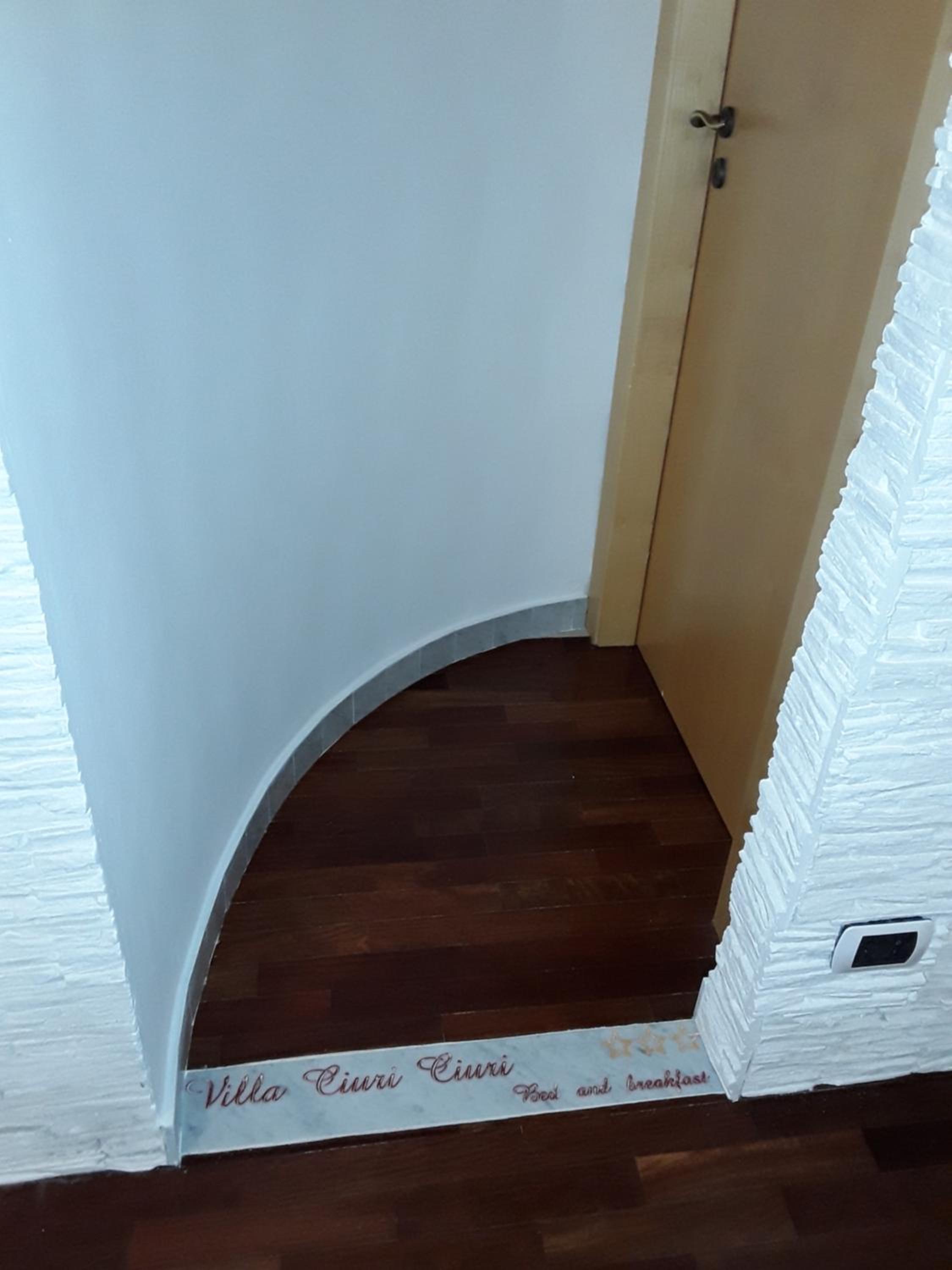 Deluxe Double Room with Balcony - Photo 29