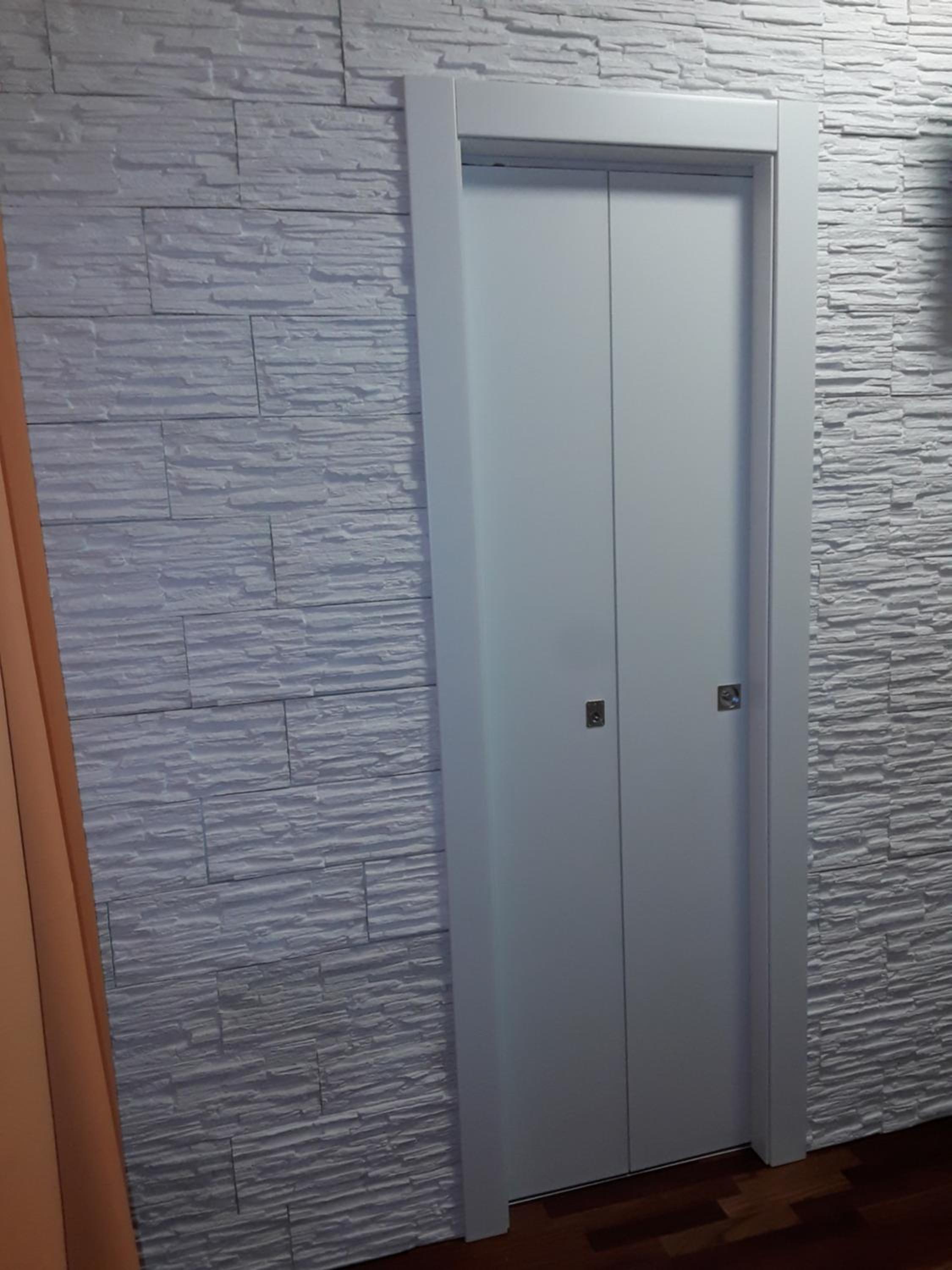 Deluxe Double Room with Balcony - Photo 5