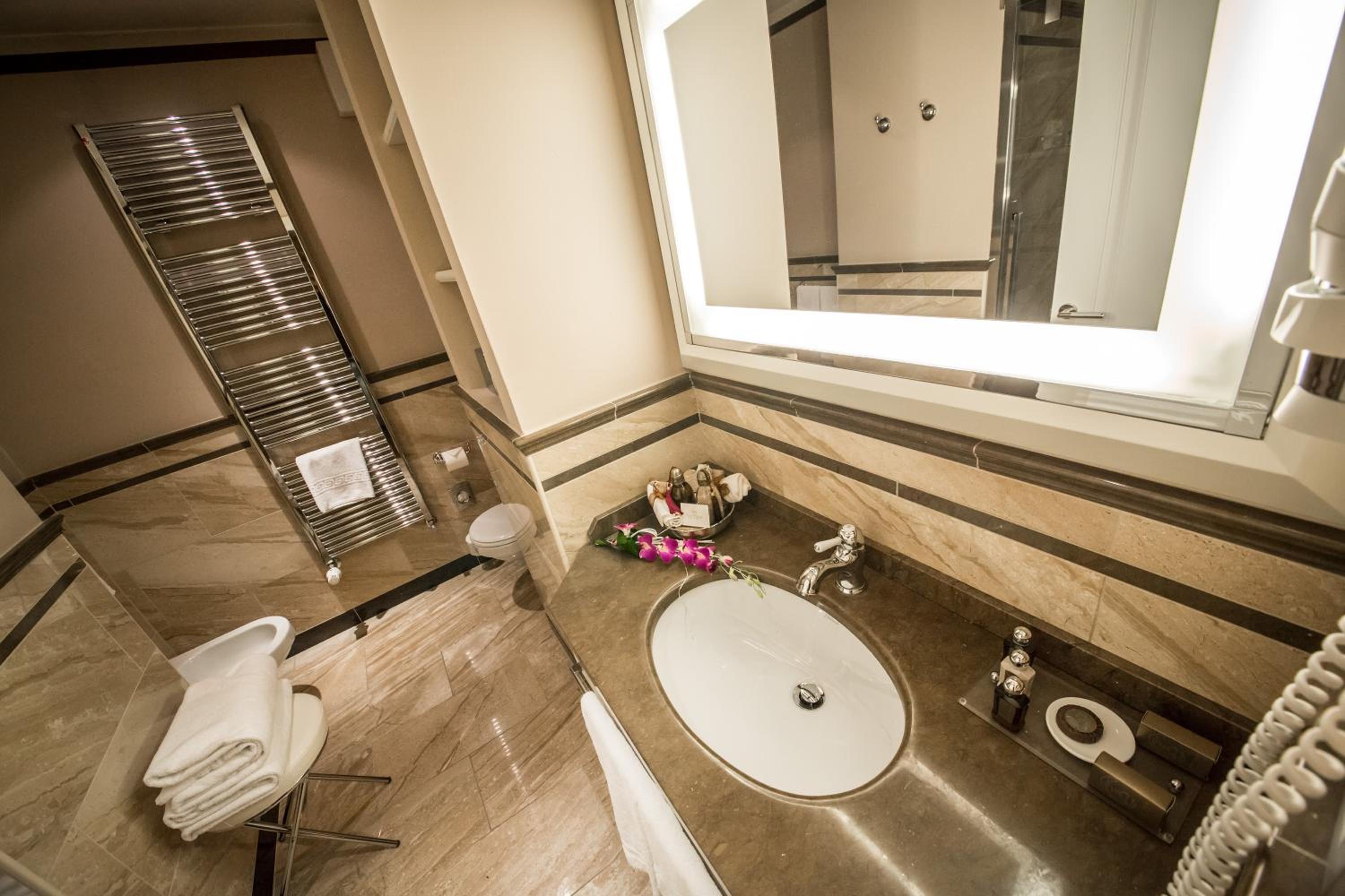 Junior Suite - Photo 4
