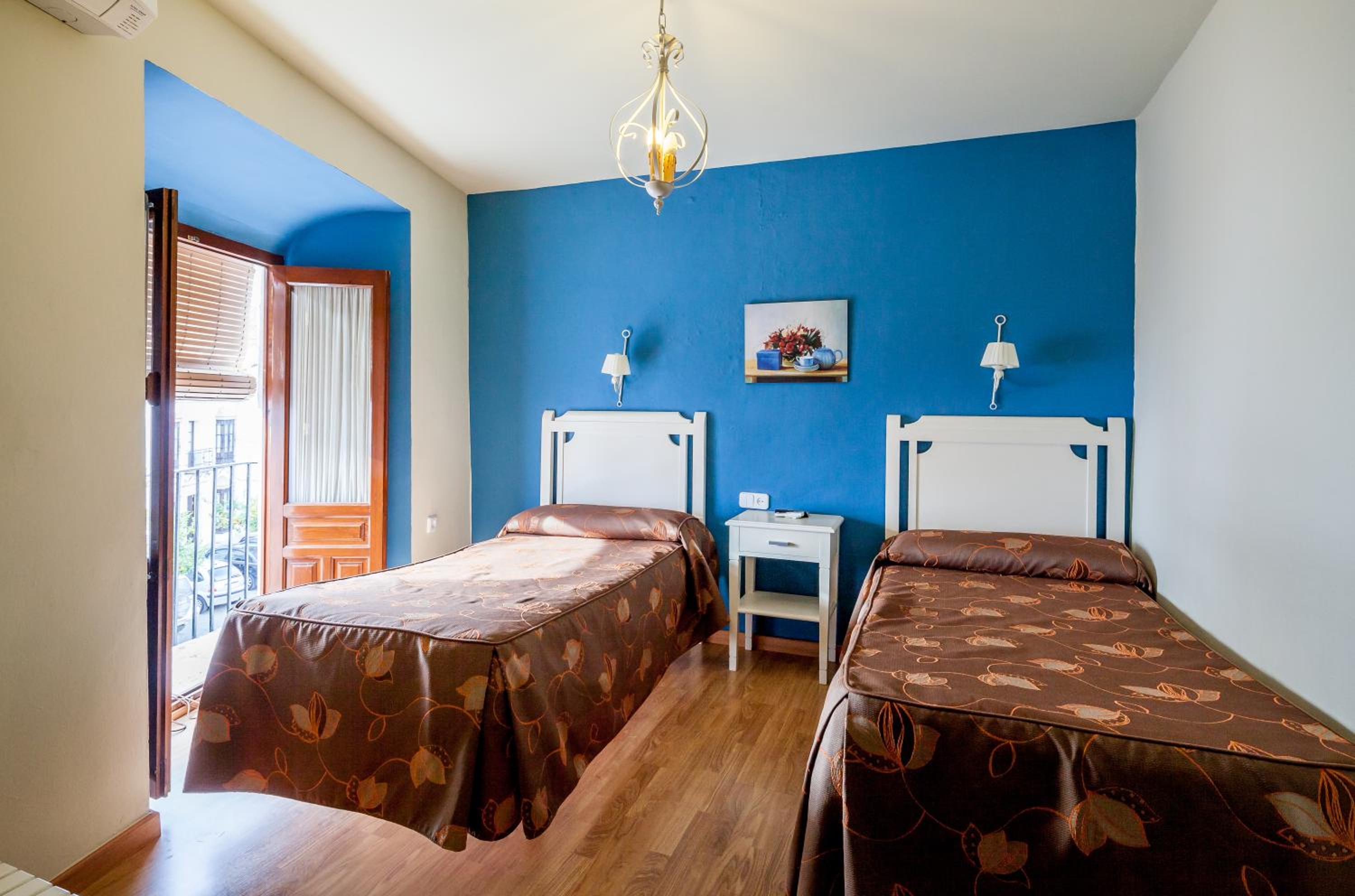 Double Or Twin Room photo 3