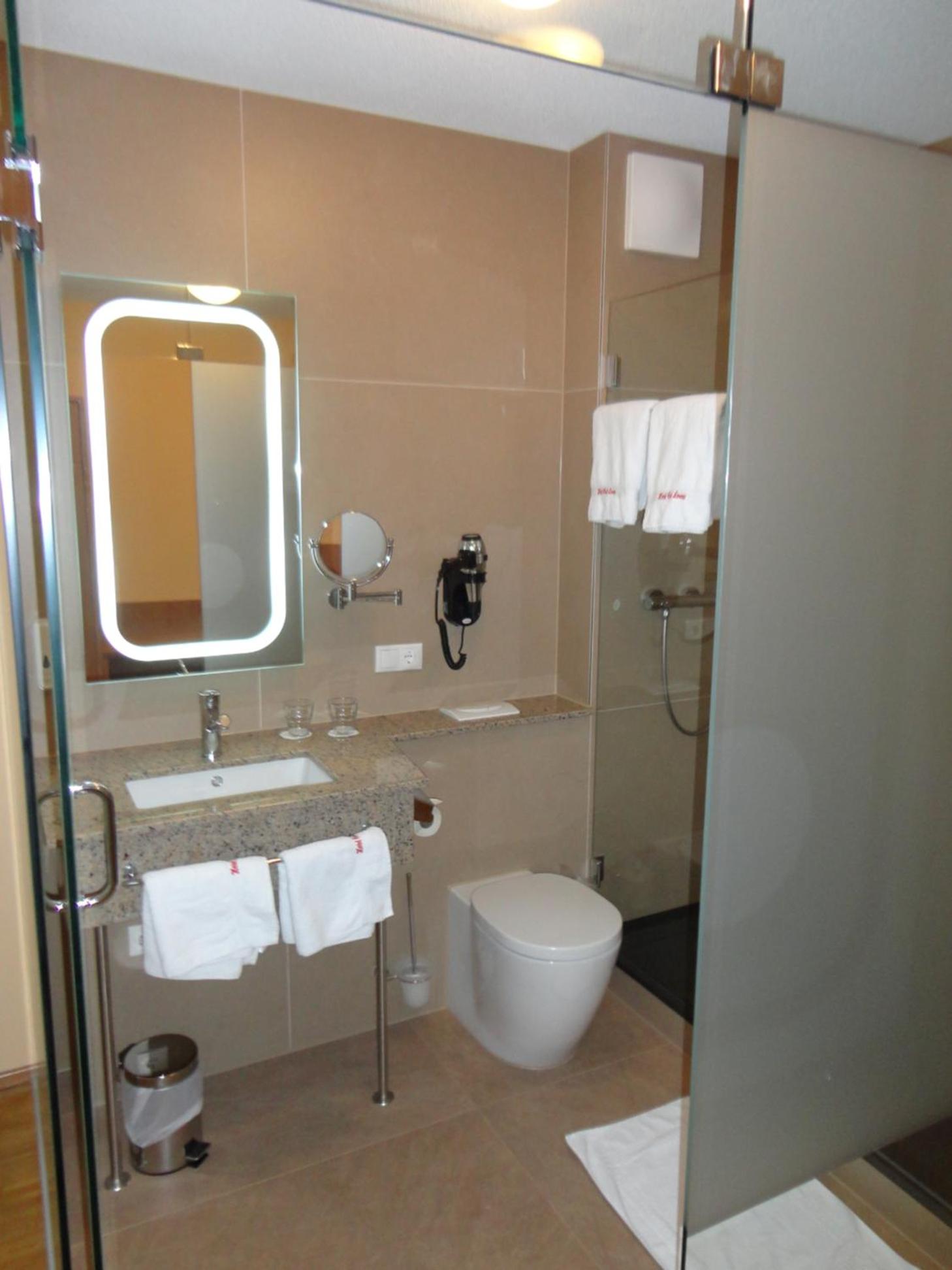 Standard Double Room photo 2