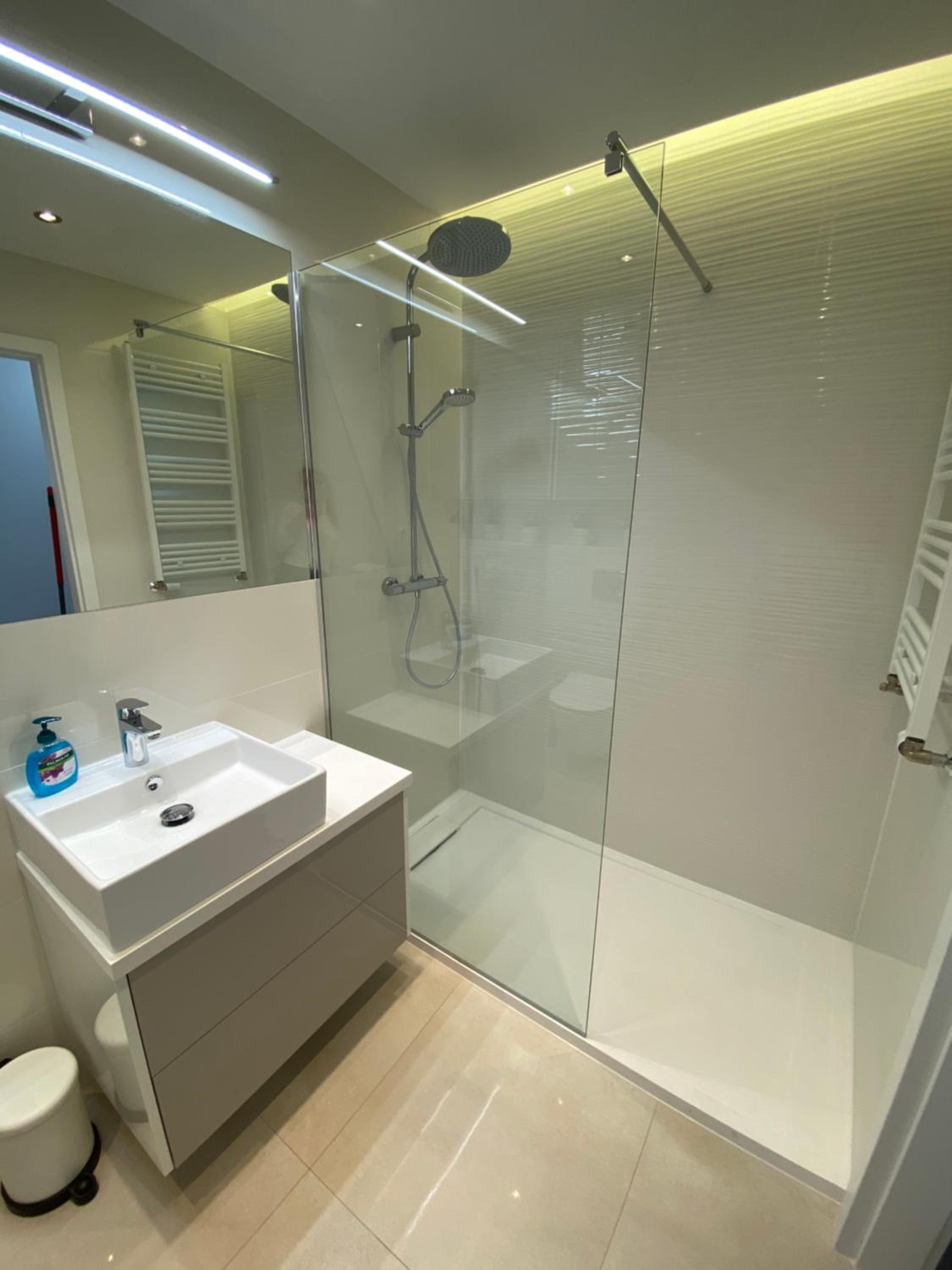 One-Bedroom Apartment - Photo 9