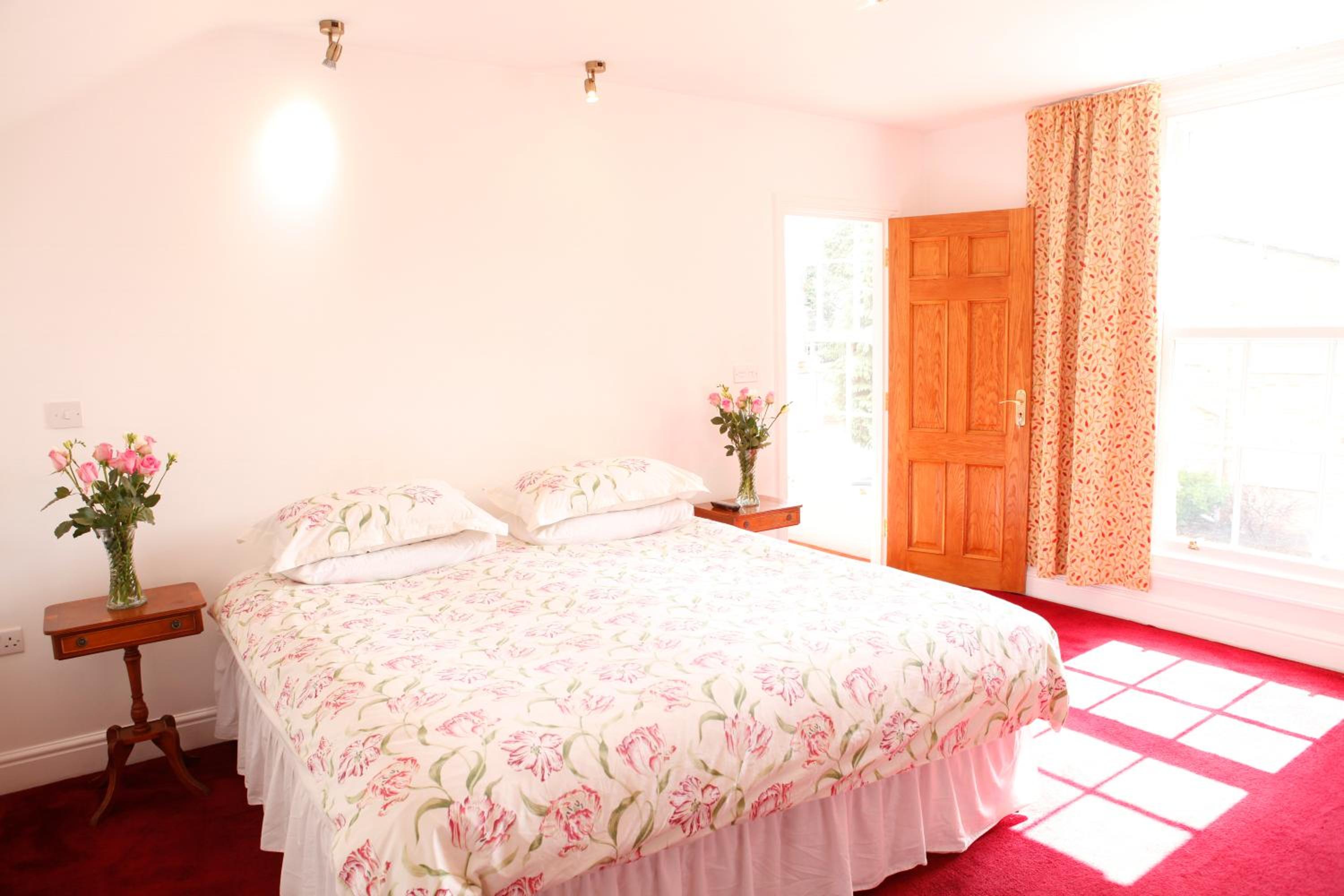 Deluxe King Room photo 3