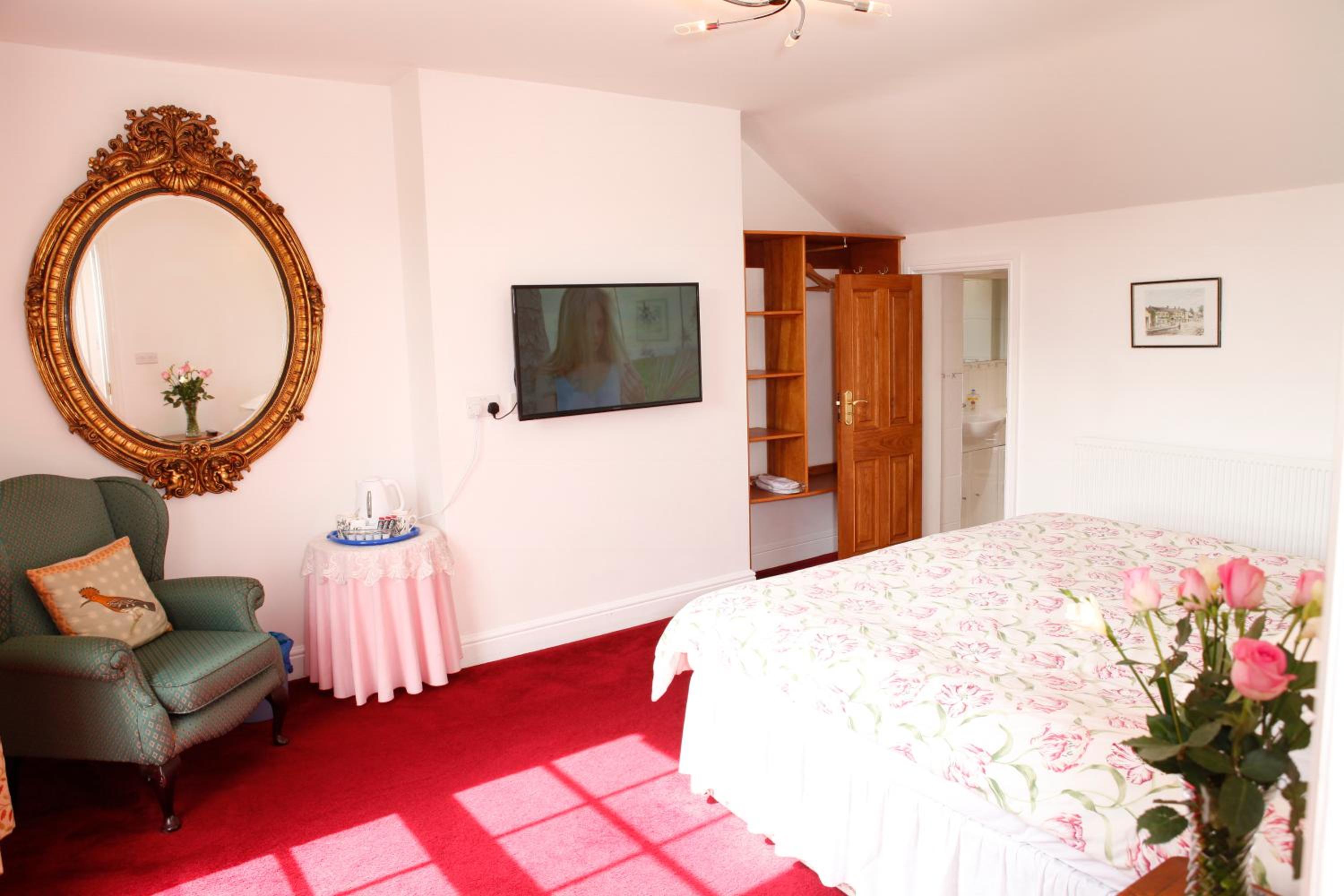 Deluxe King Room photo 1