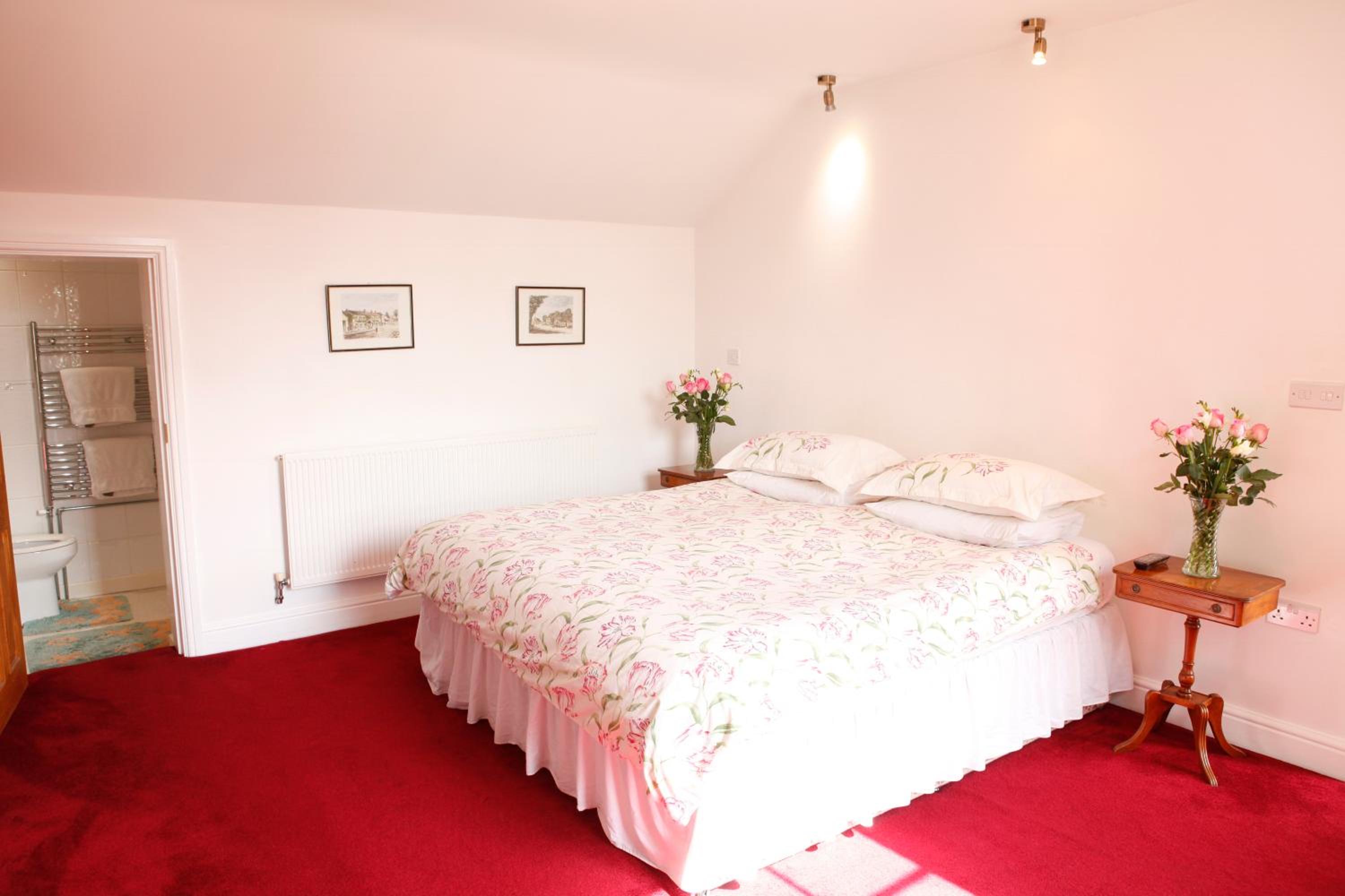 Deluxe King Room photo 2