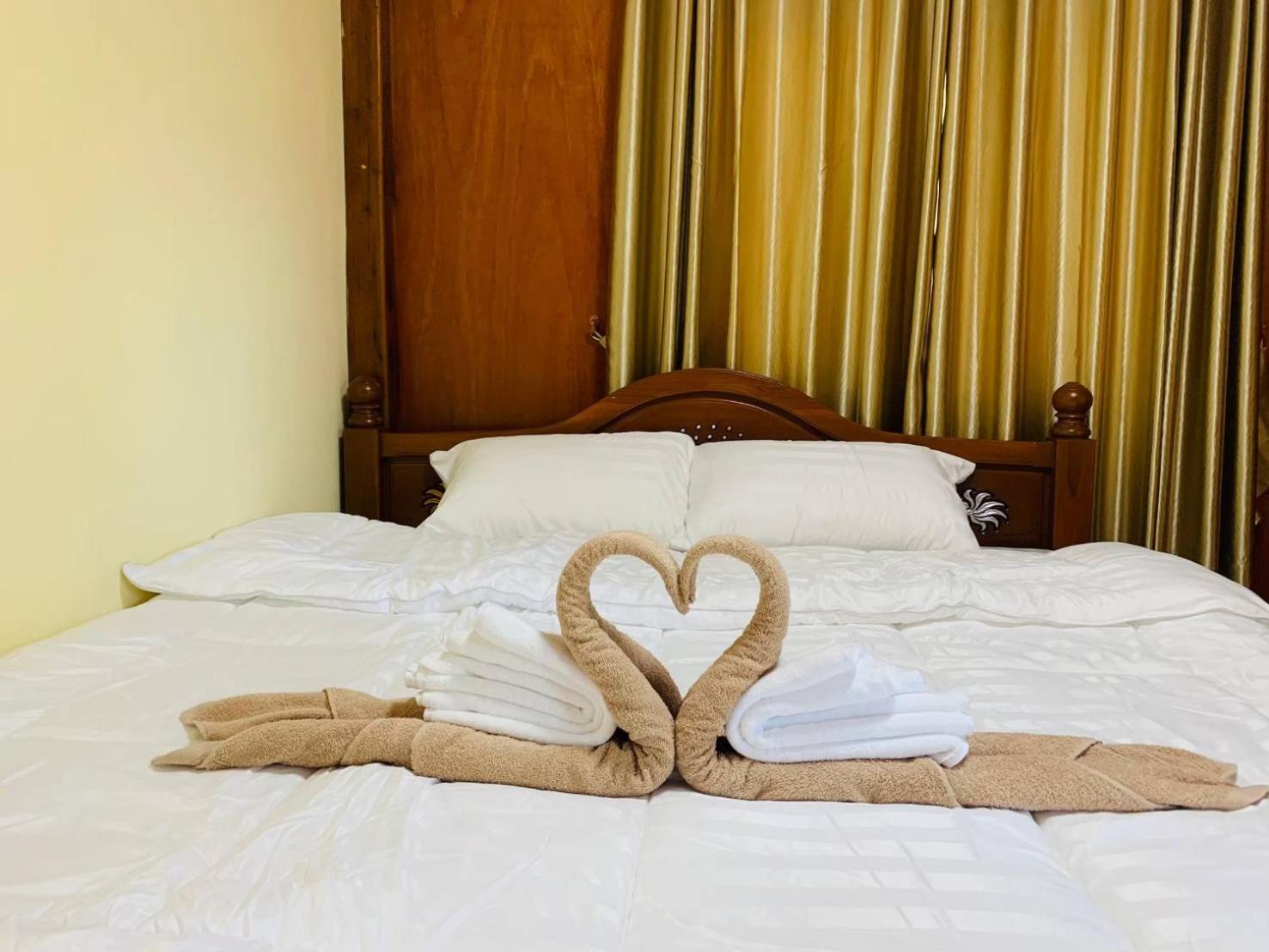 Double Room with Mountain View - Photo 1