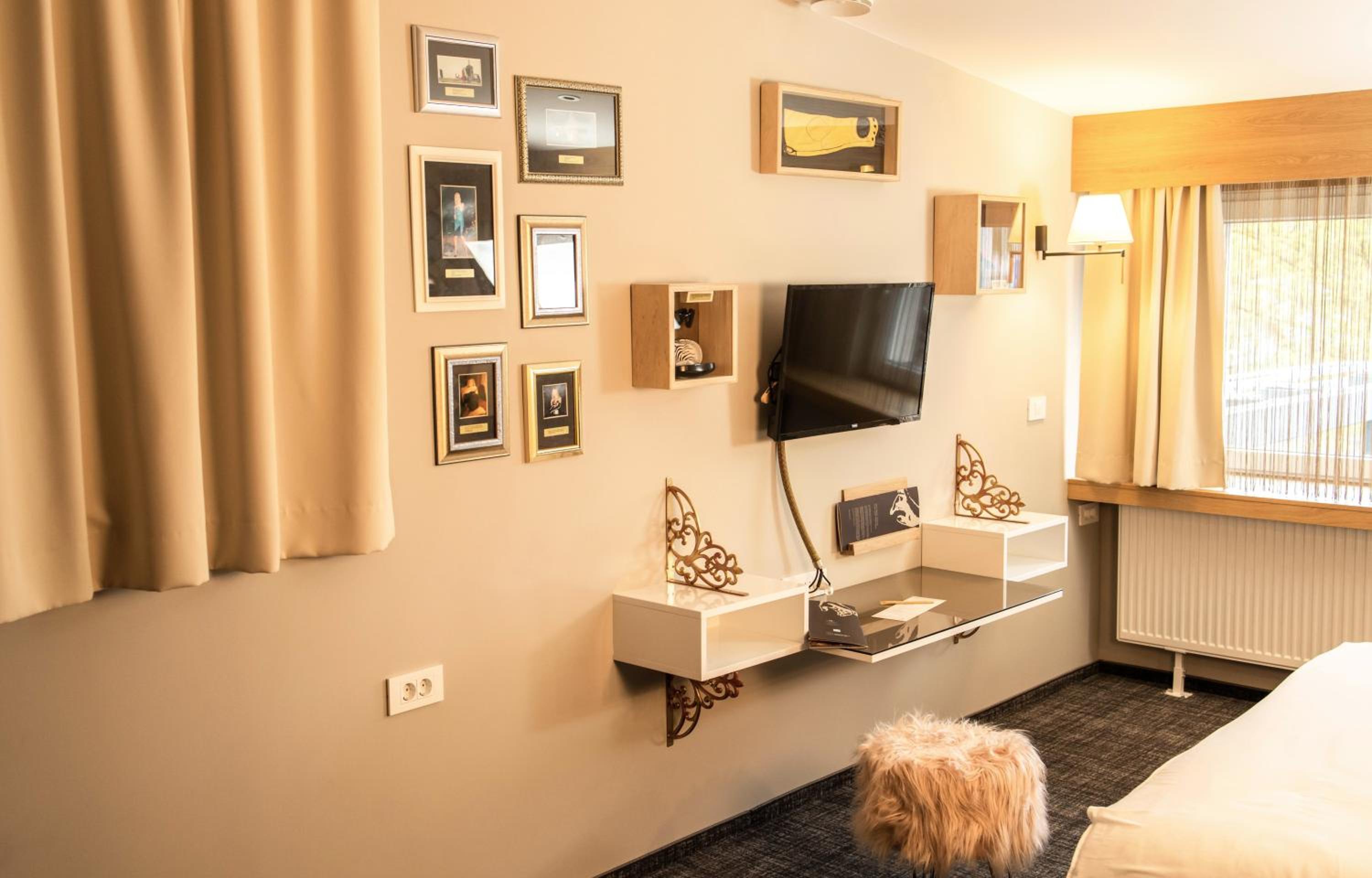 Superior Double Room - Photo 2