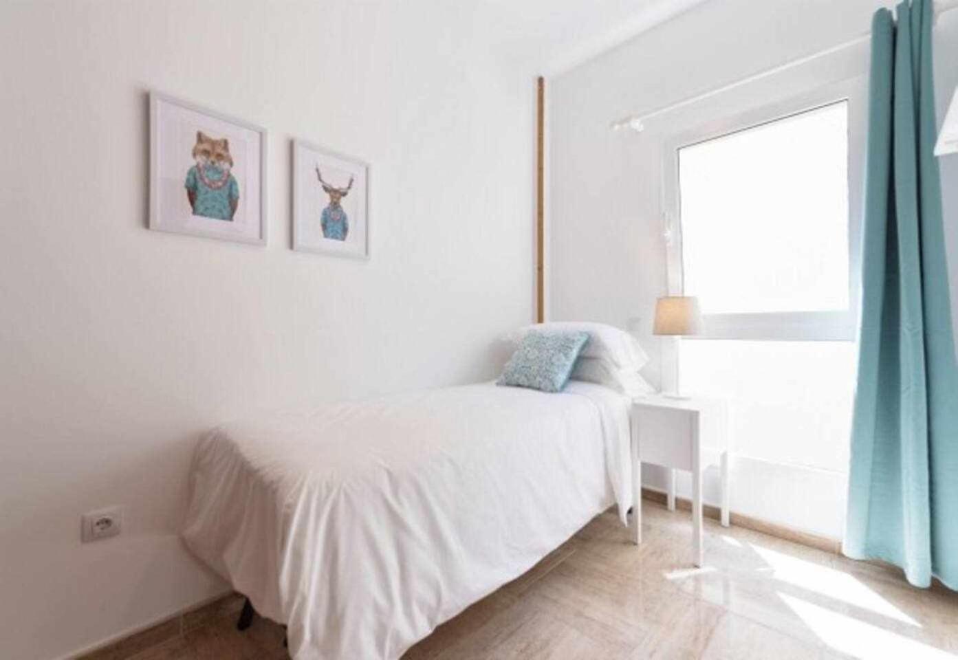 Apartment with Balcony - Apartment 3 - Photo 2