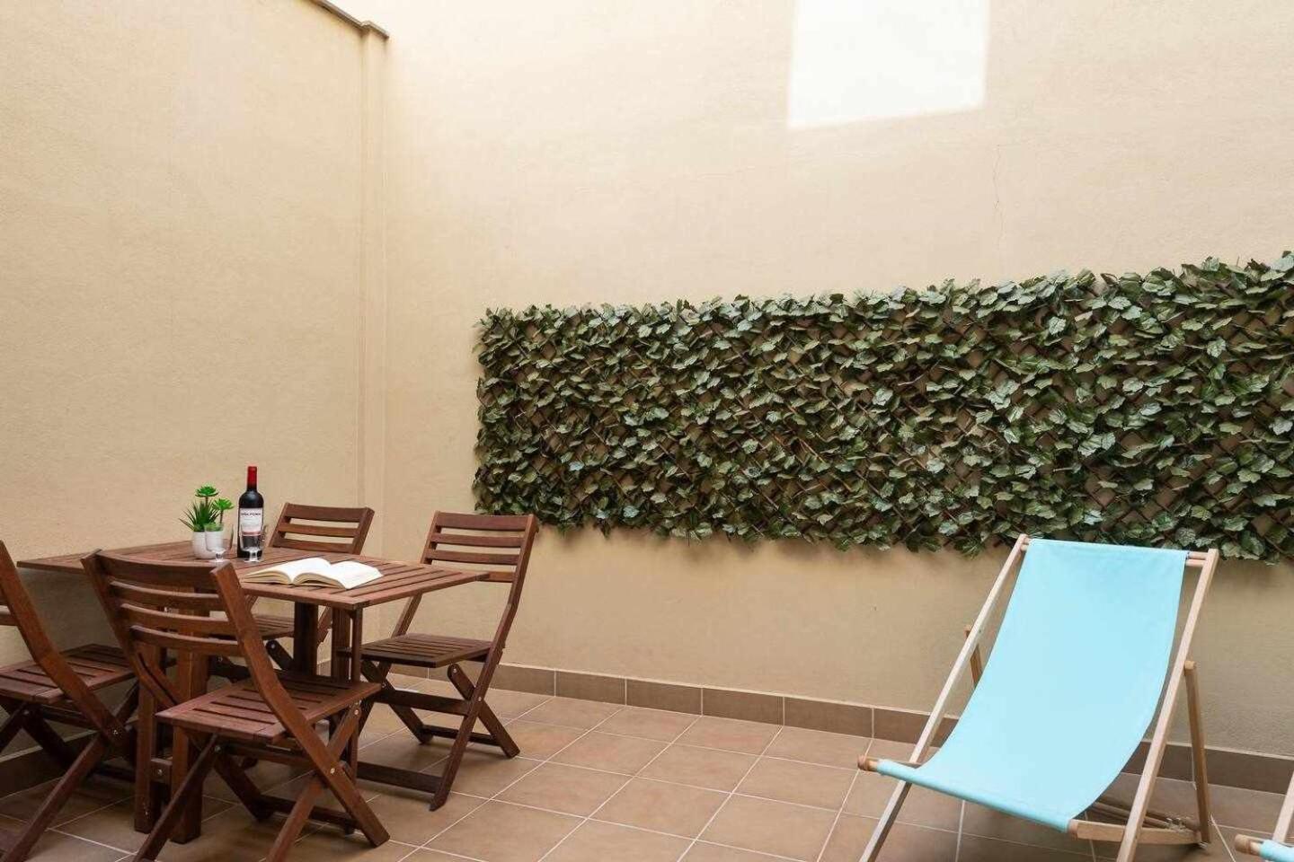 Apartment with Patio - Apartment 1 - Photo 20