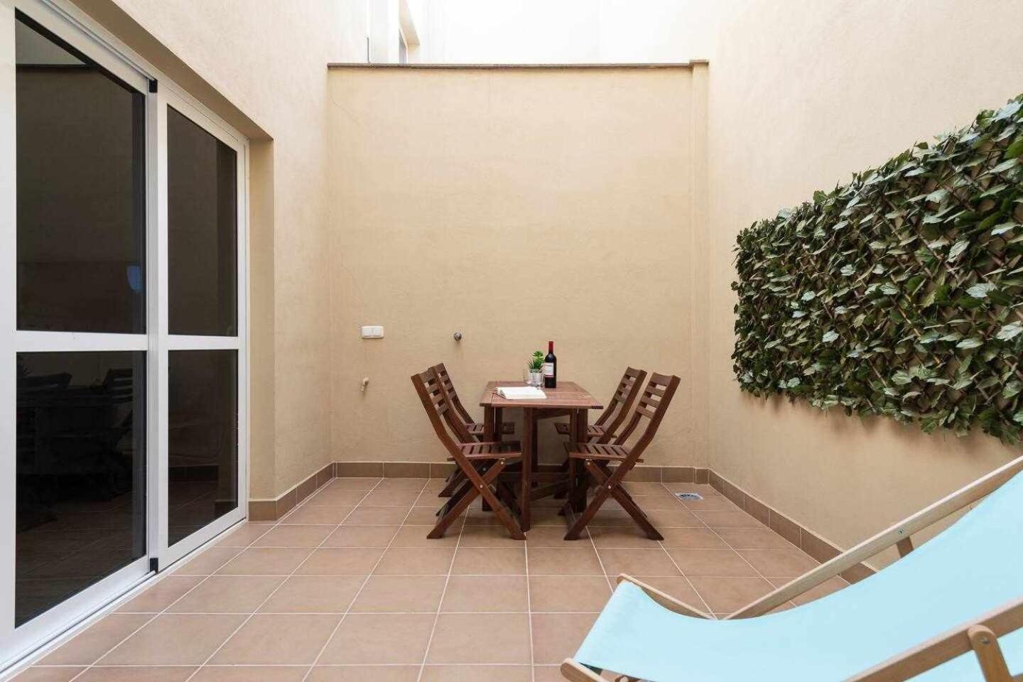 Apartment with Patio - Apartment 1 - Photo 19