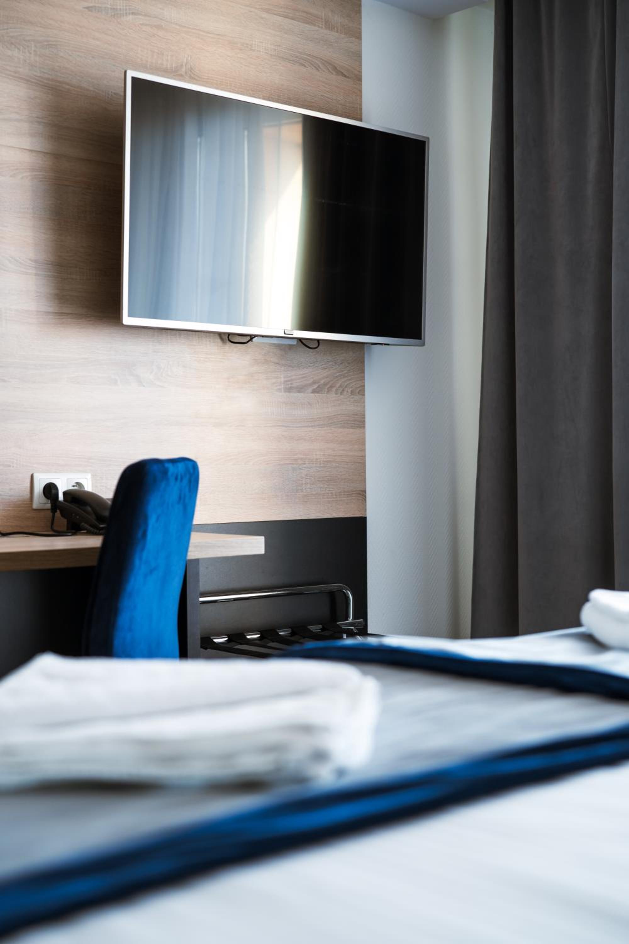 Double or Twin Room - Photo 1