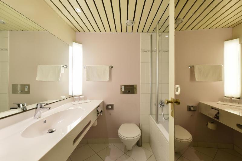 Standard Double Room - Photo 4
