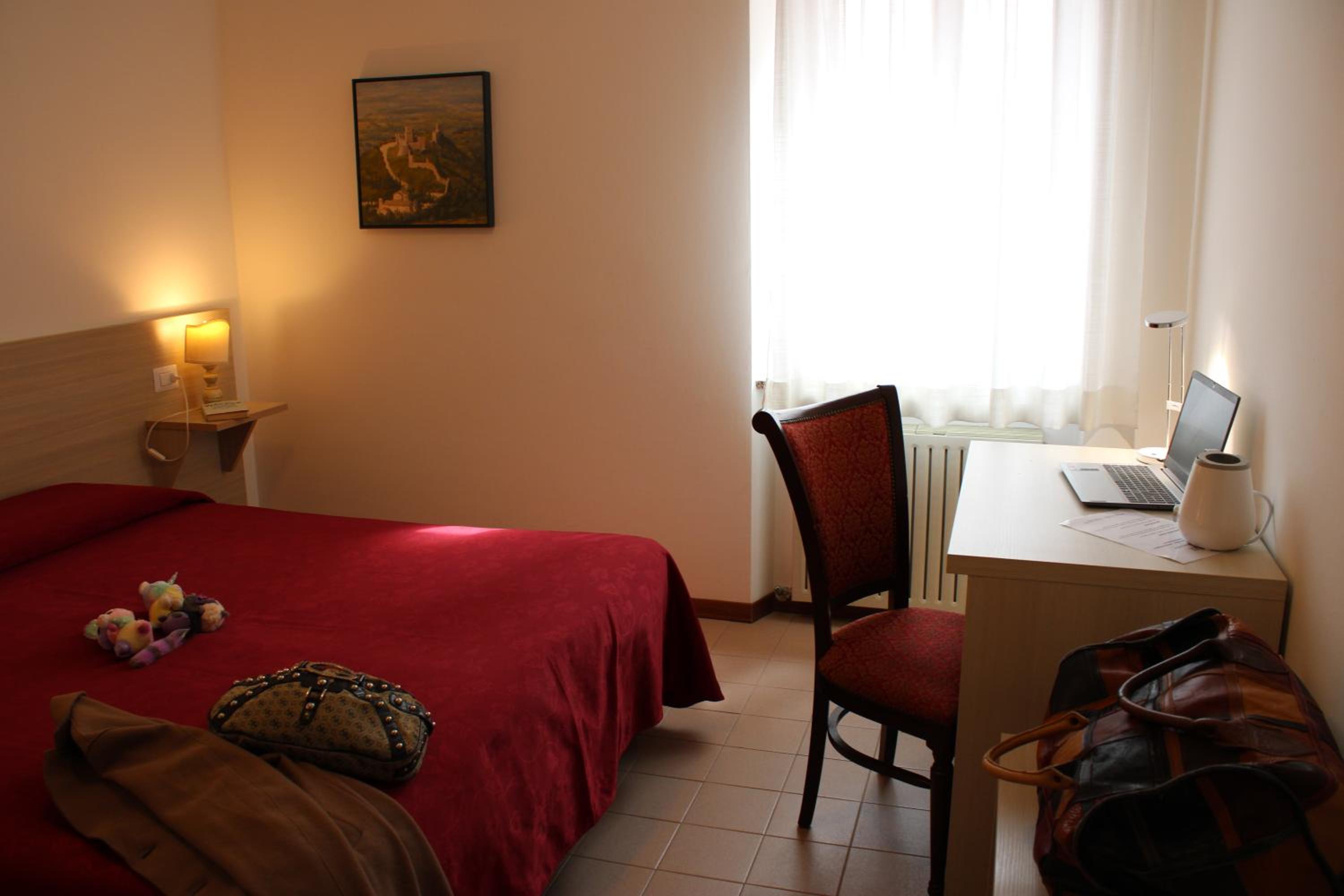 Economy Double Room - Photo 5
