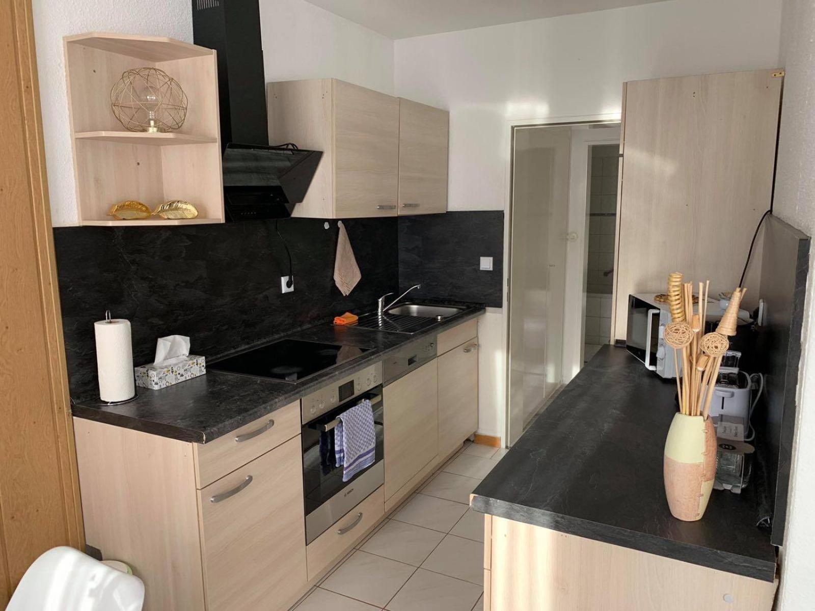 One-Bedroom Apartment - Photo 9