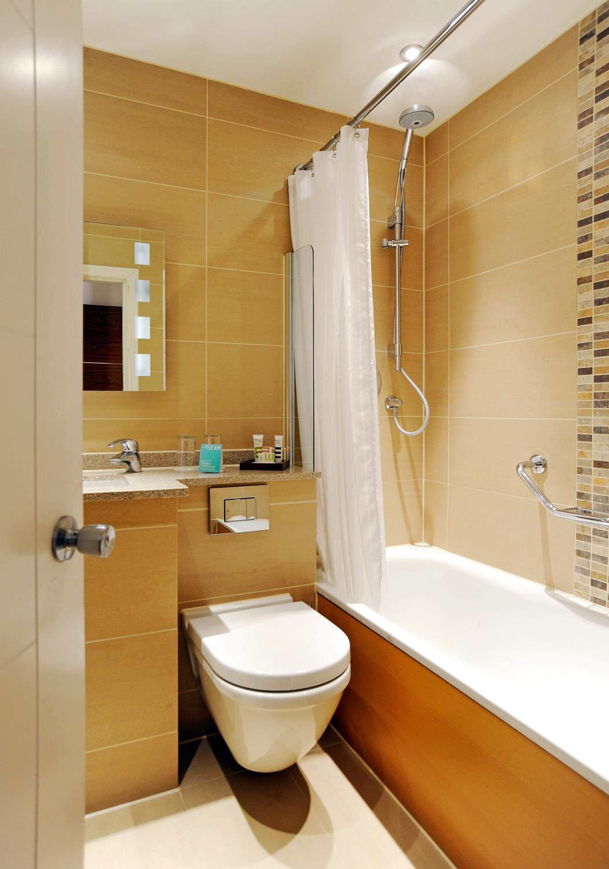 Standard Twin Room photo 2
