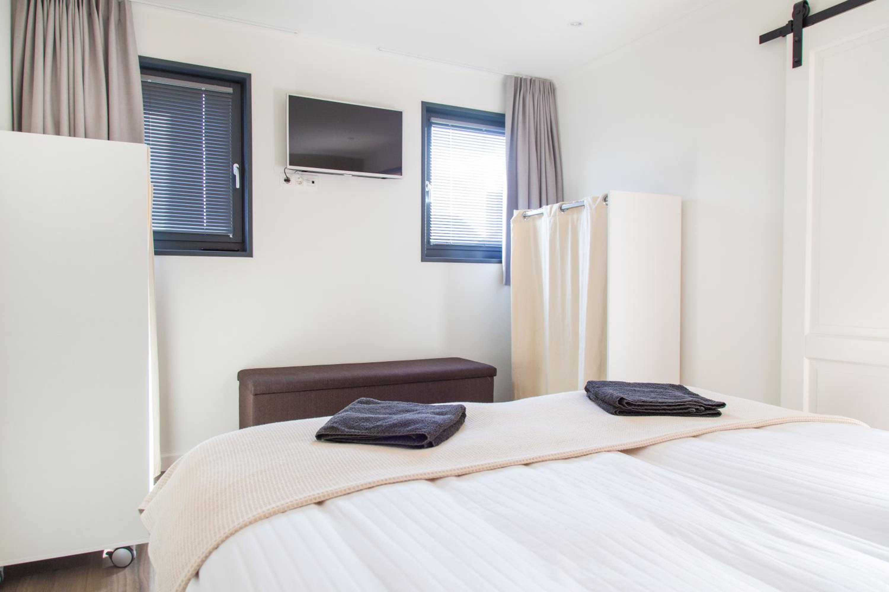 One-Bedroom House photo 3