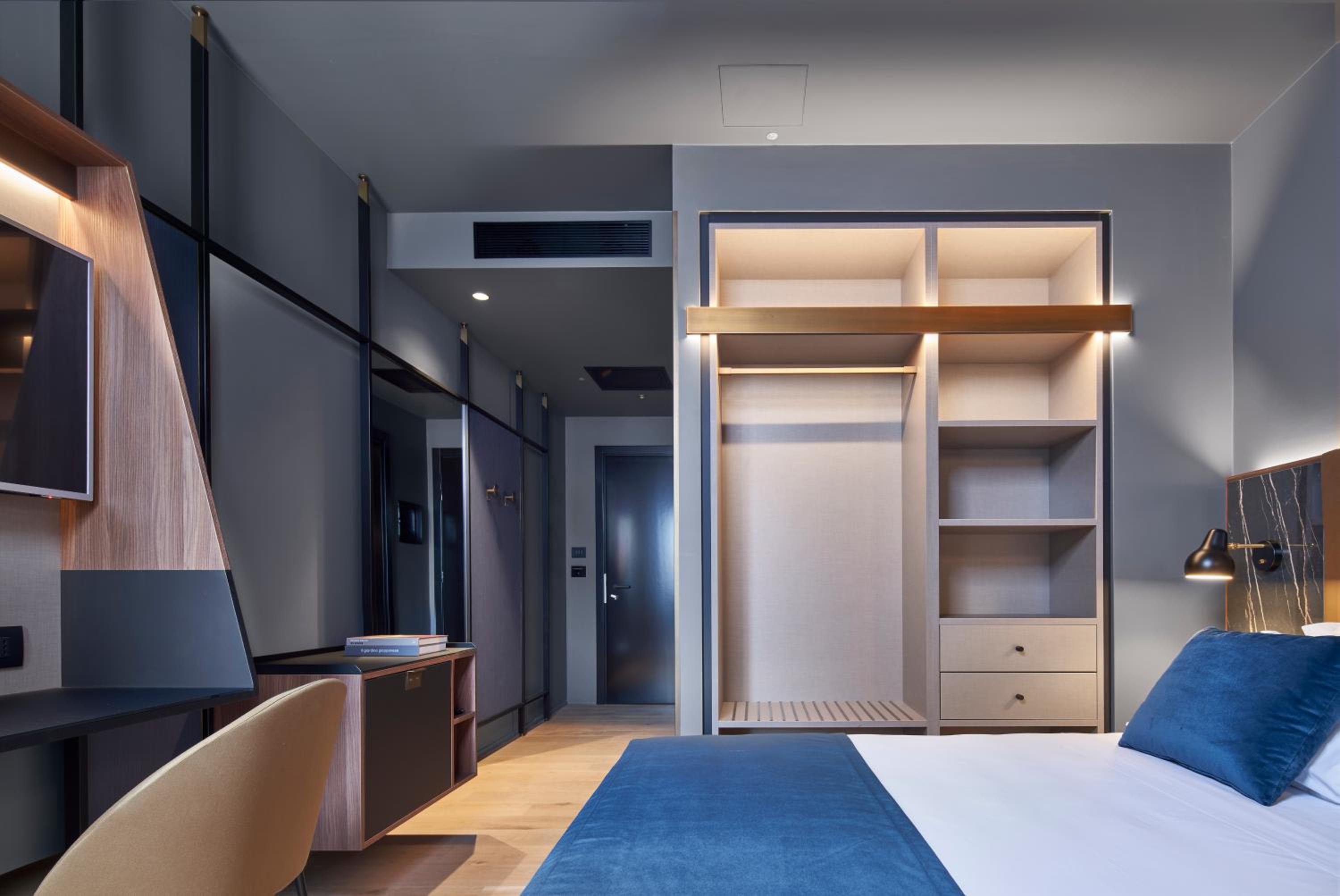 Superior Double or Twin Room - Photo 1