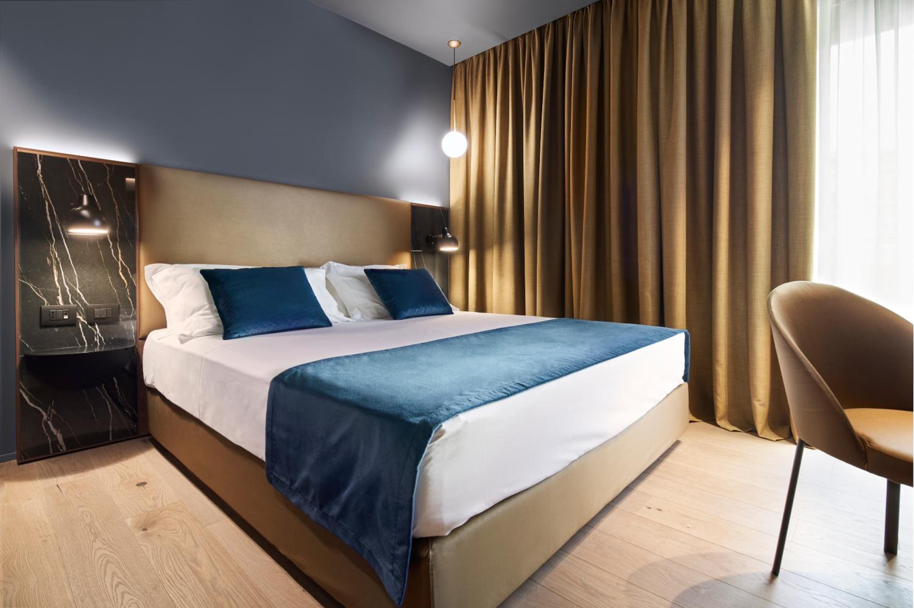Superior Double or Twin Room - Photo 2