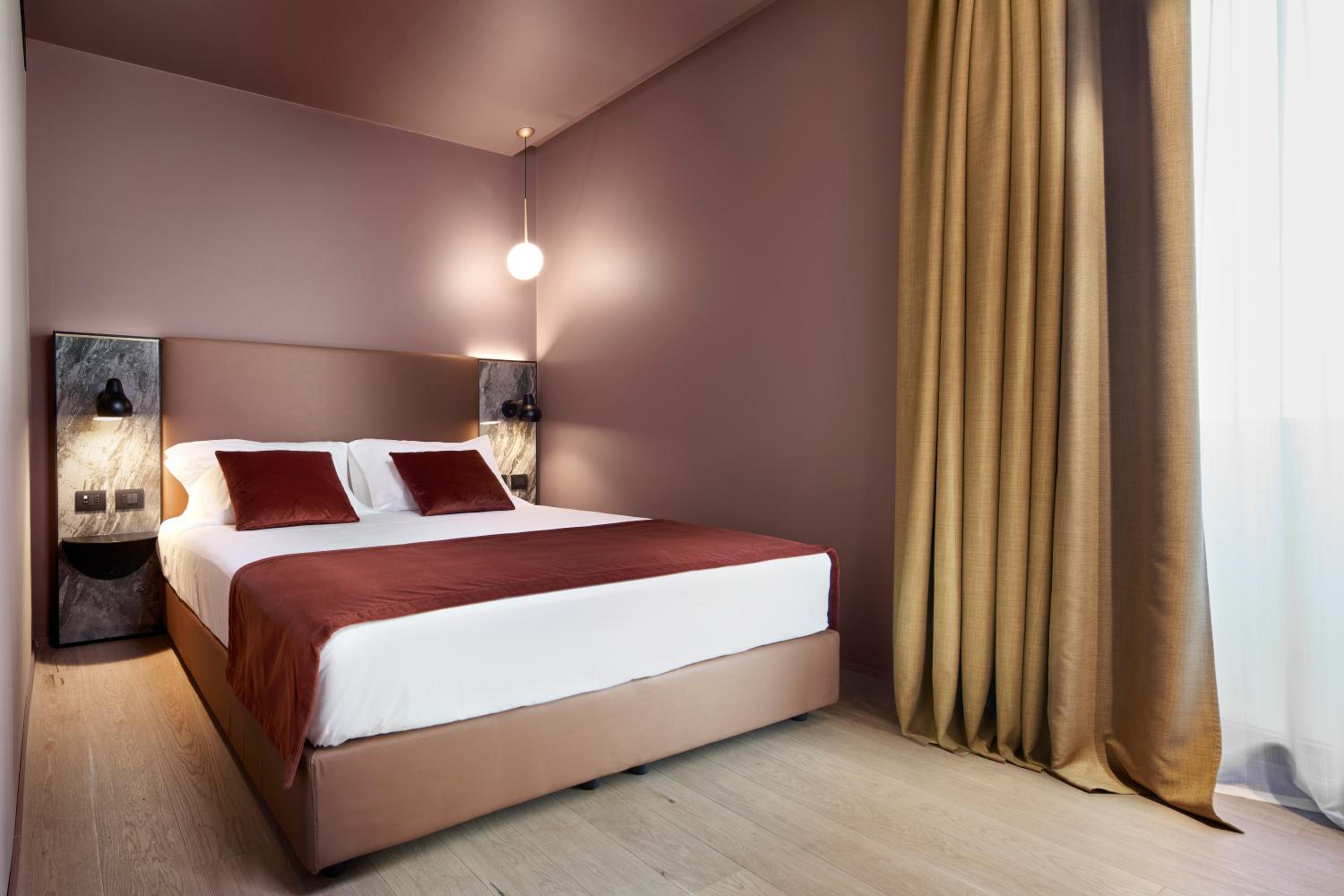 Suite - Photo 6