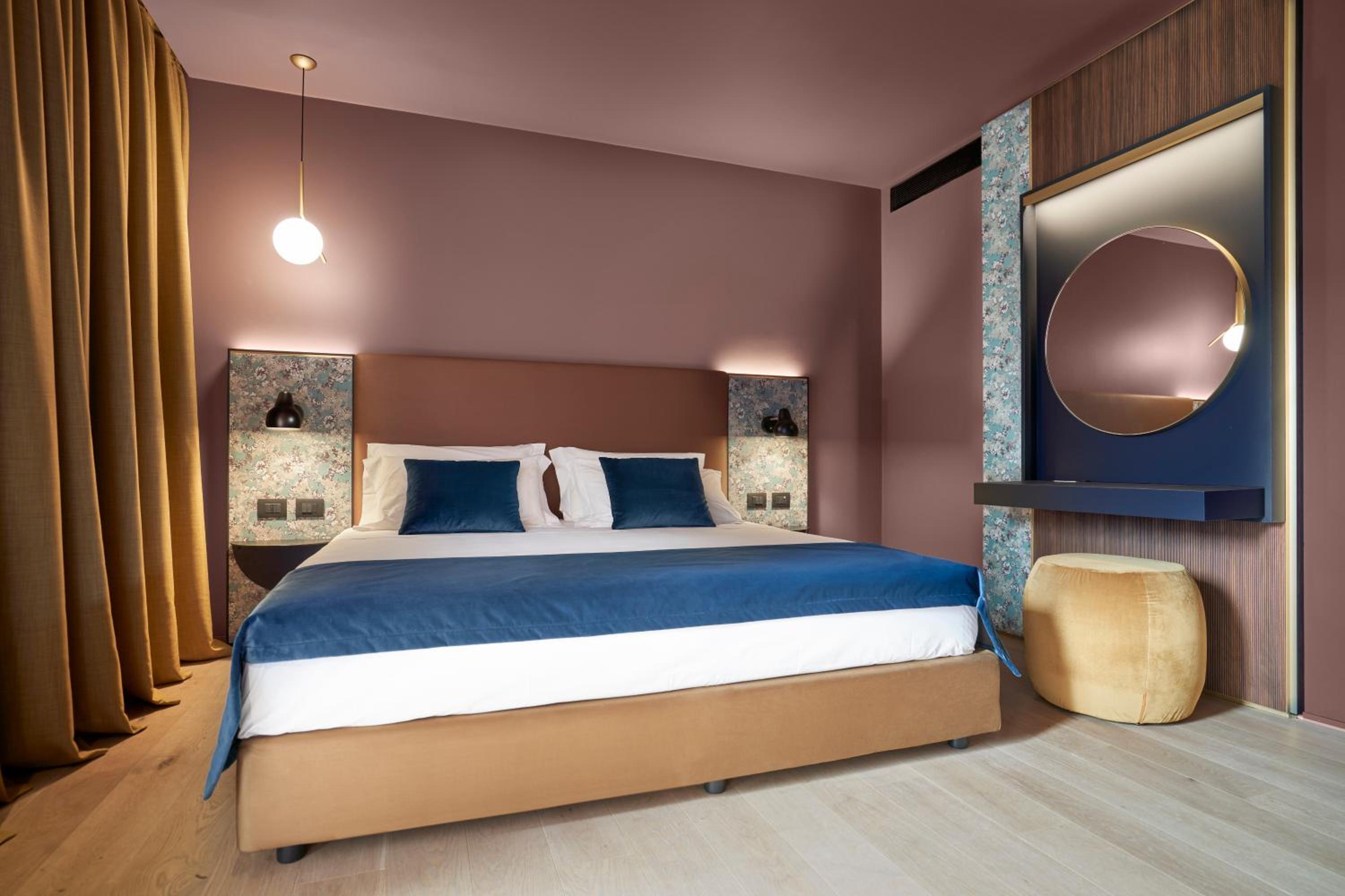 Superior Suite - Photo 1