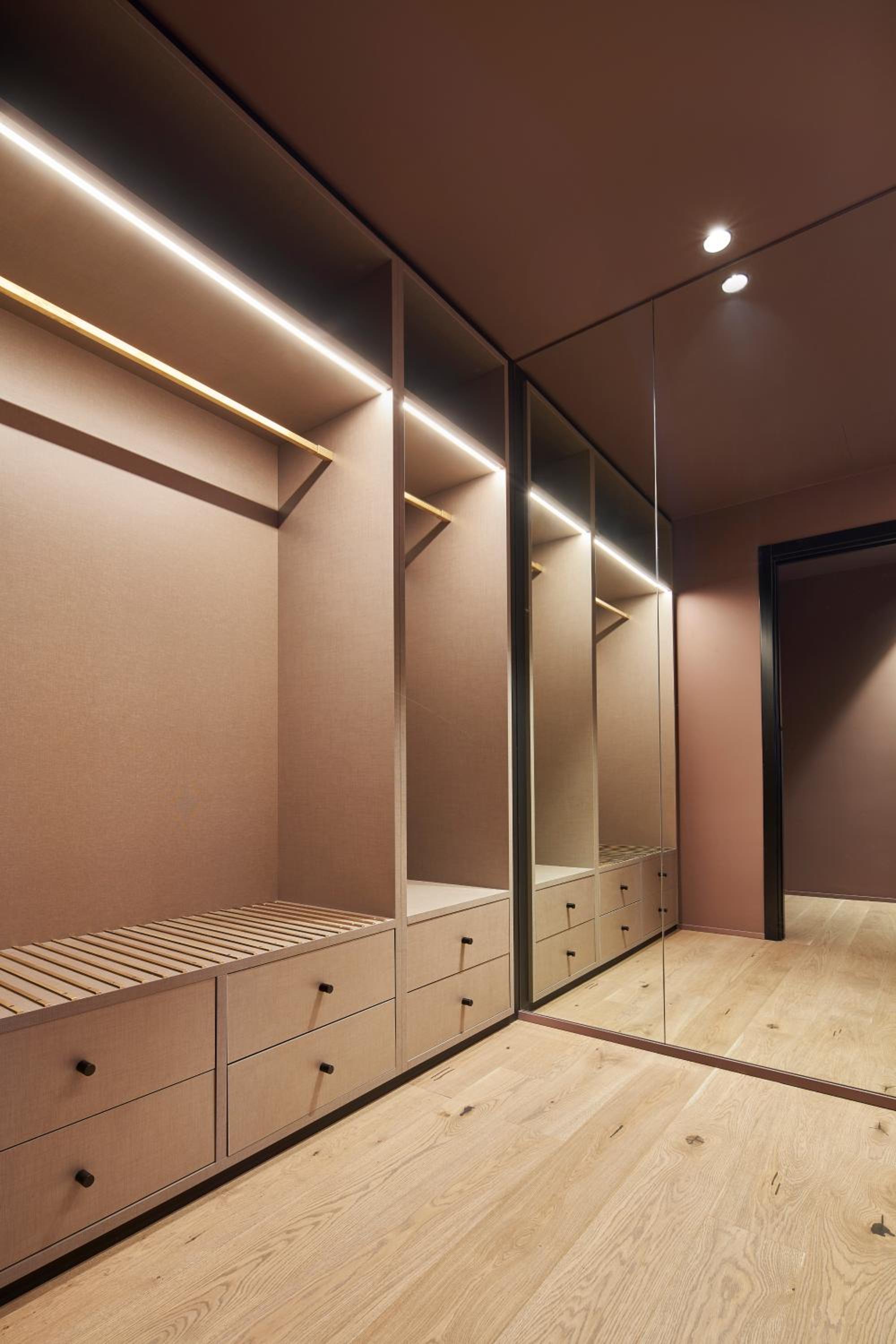 Superior Suite - Photo 2