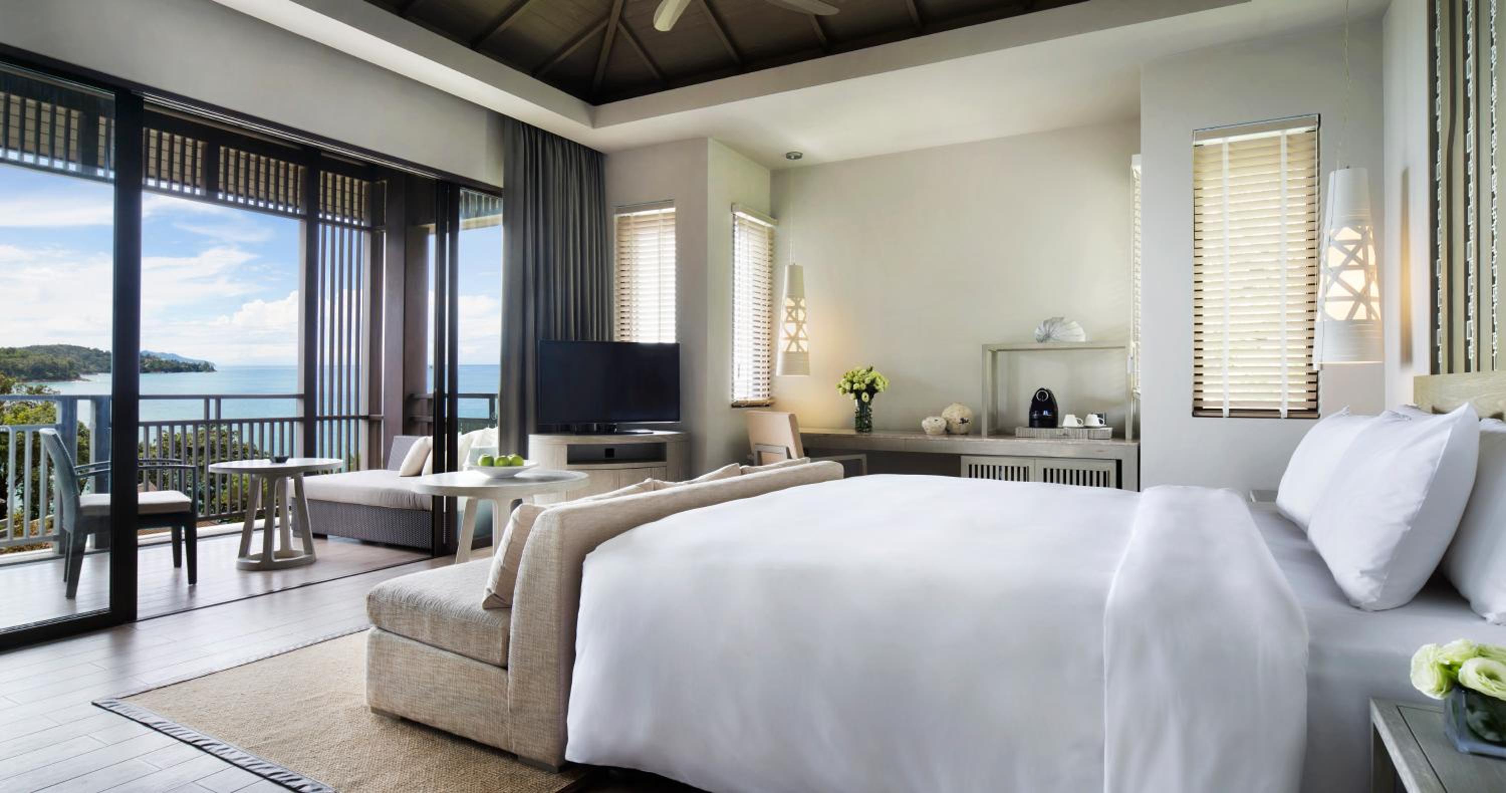 Grand Deluxe Double with Ocean View