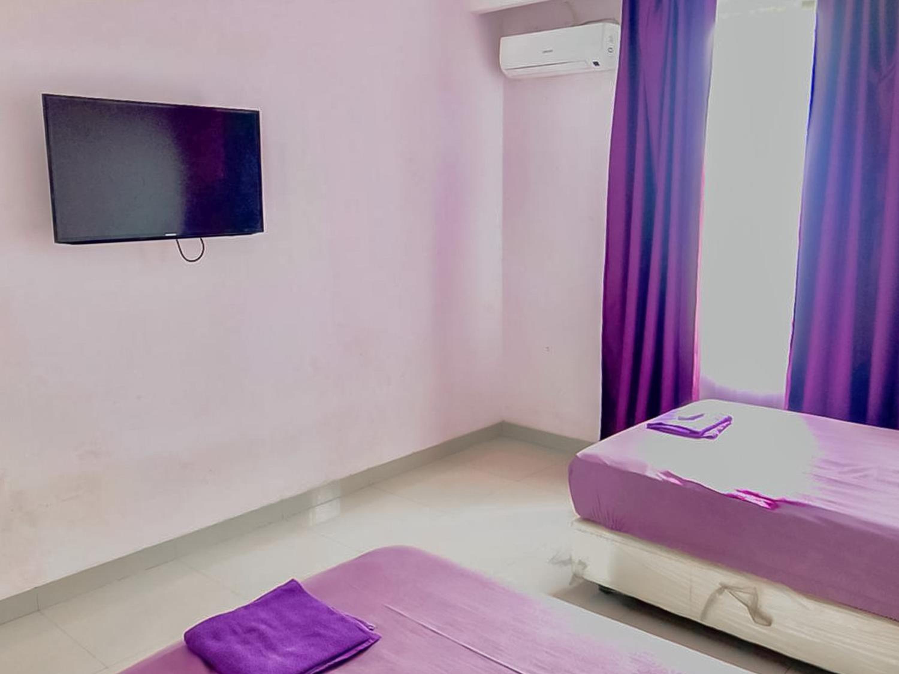 Standard Twin Room - Photo 4