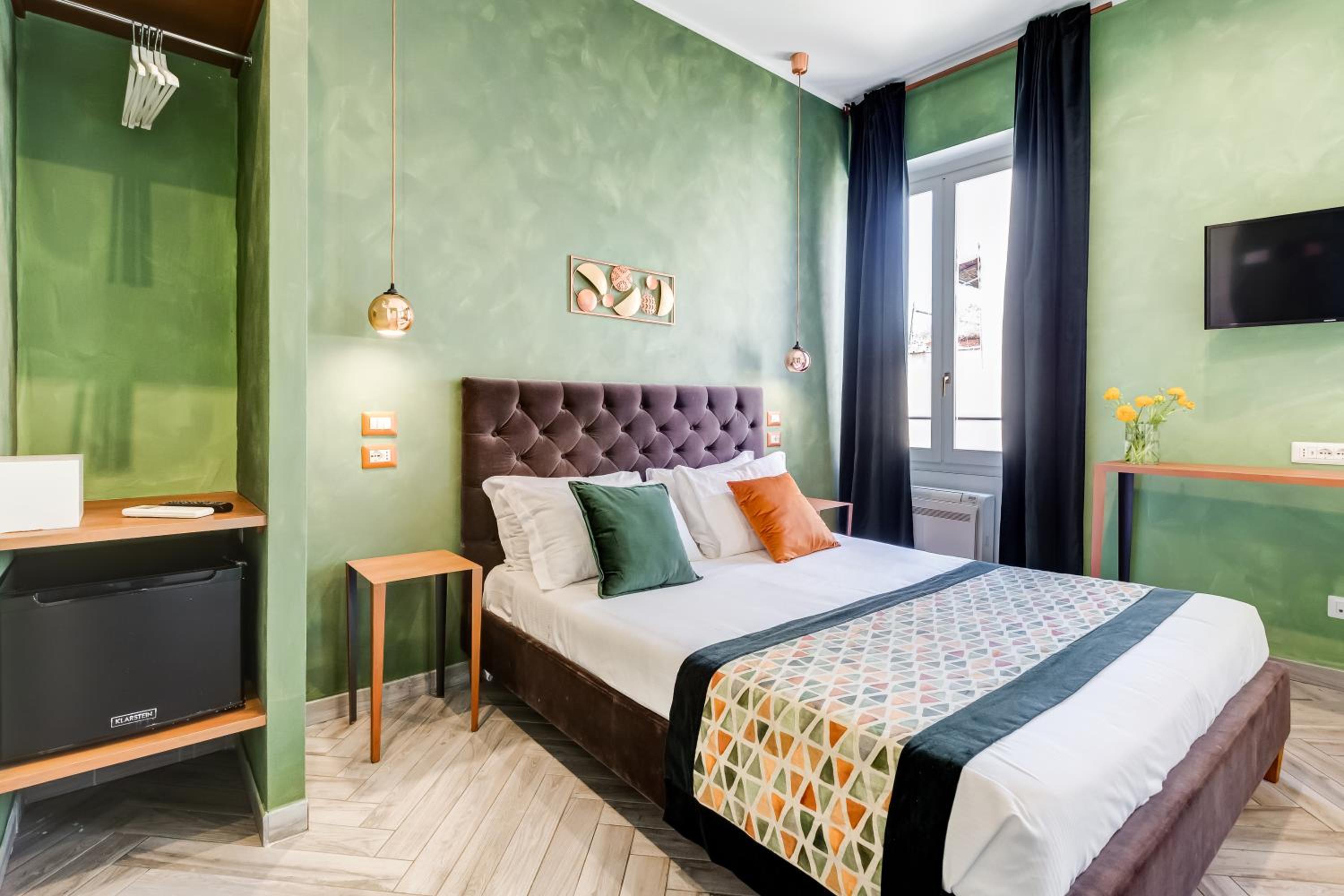 Queen Room With Spa Bath