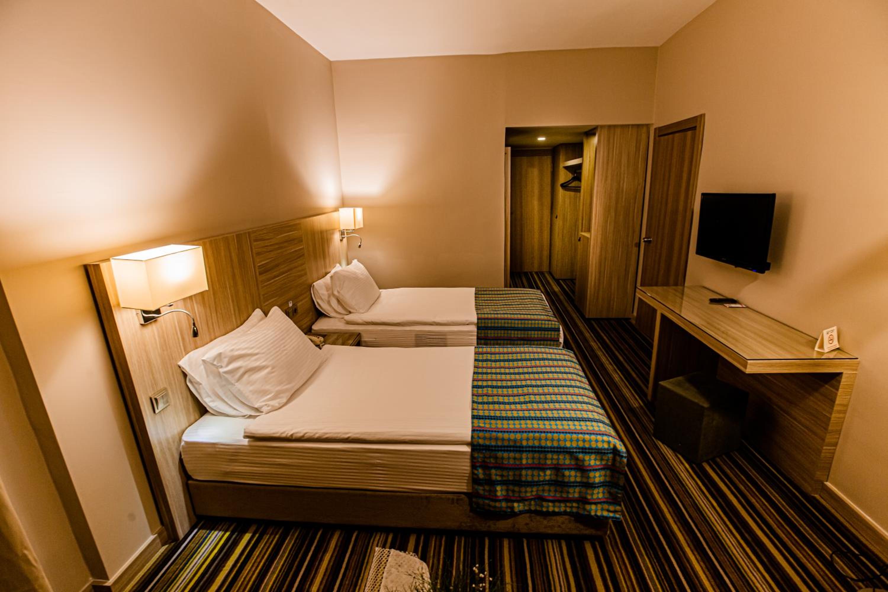 Standard Double Room photo 2