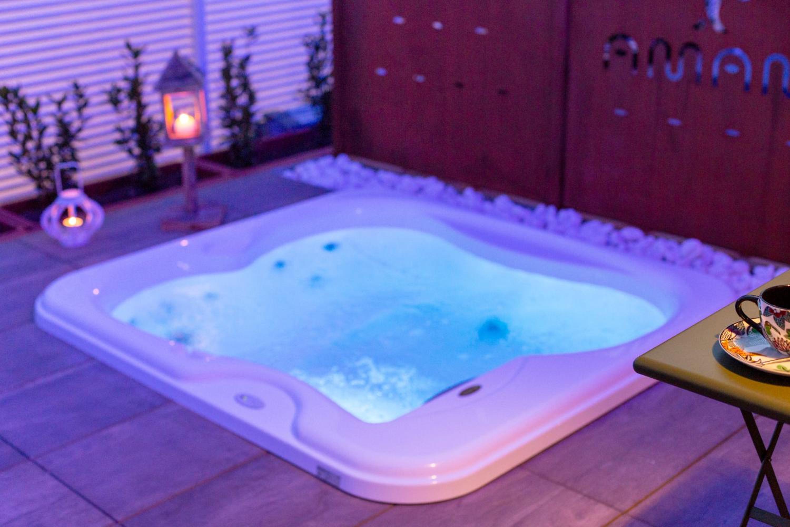Superior Double or Twin Room with Terrace and Spa Bath - Photo 4