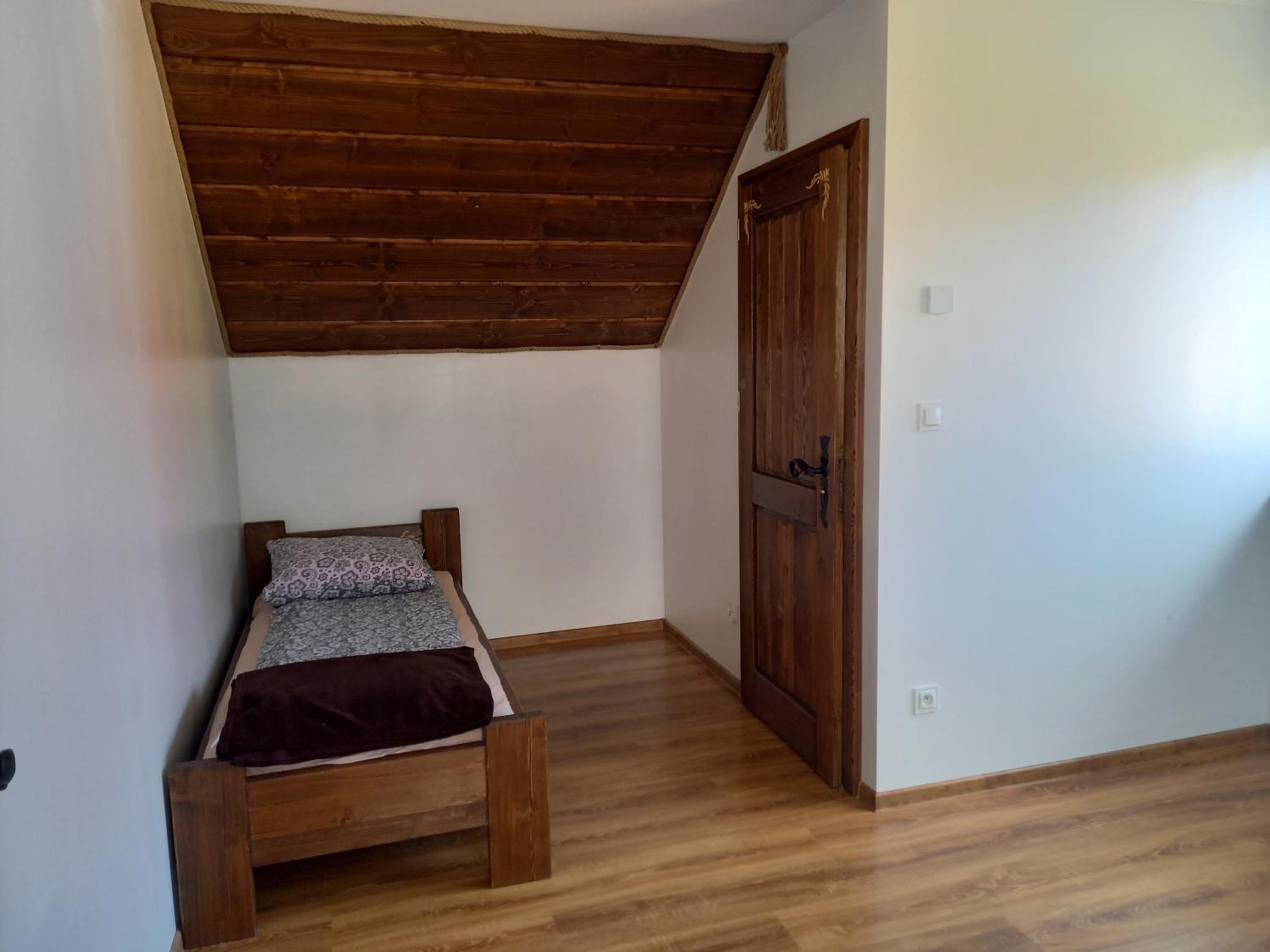 Quadruple Room with Private Bathroom photo 2