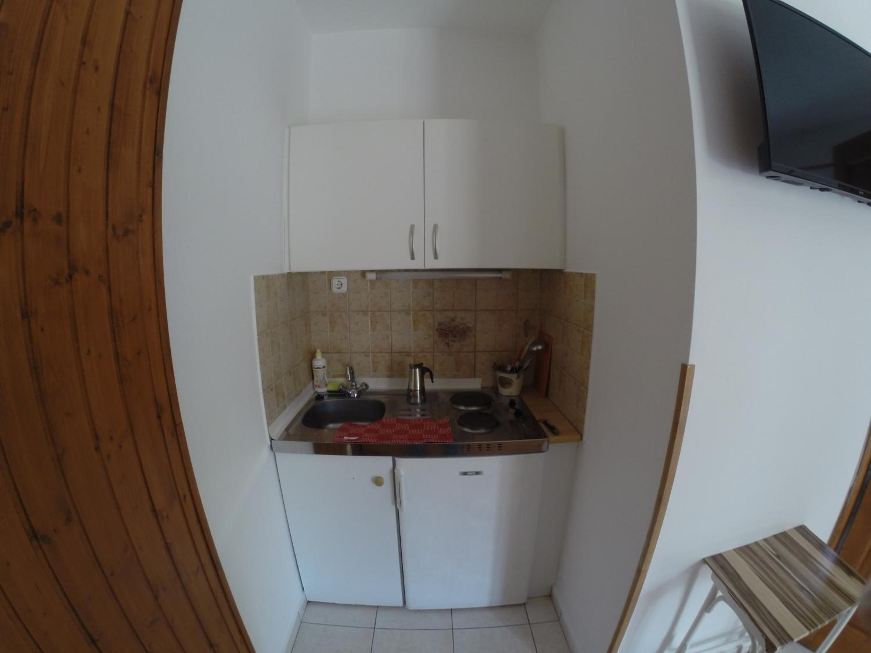 Apartment with Garden View - Photo 5