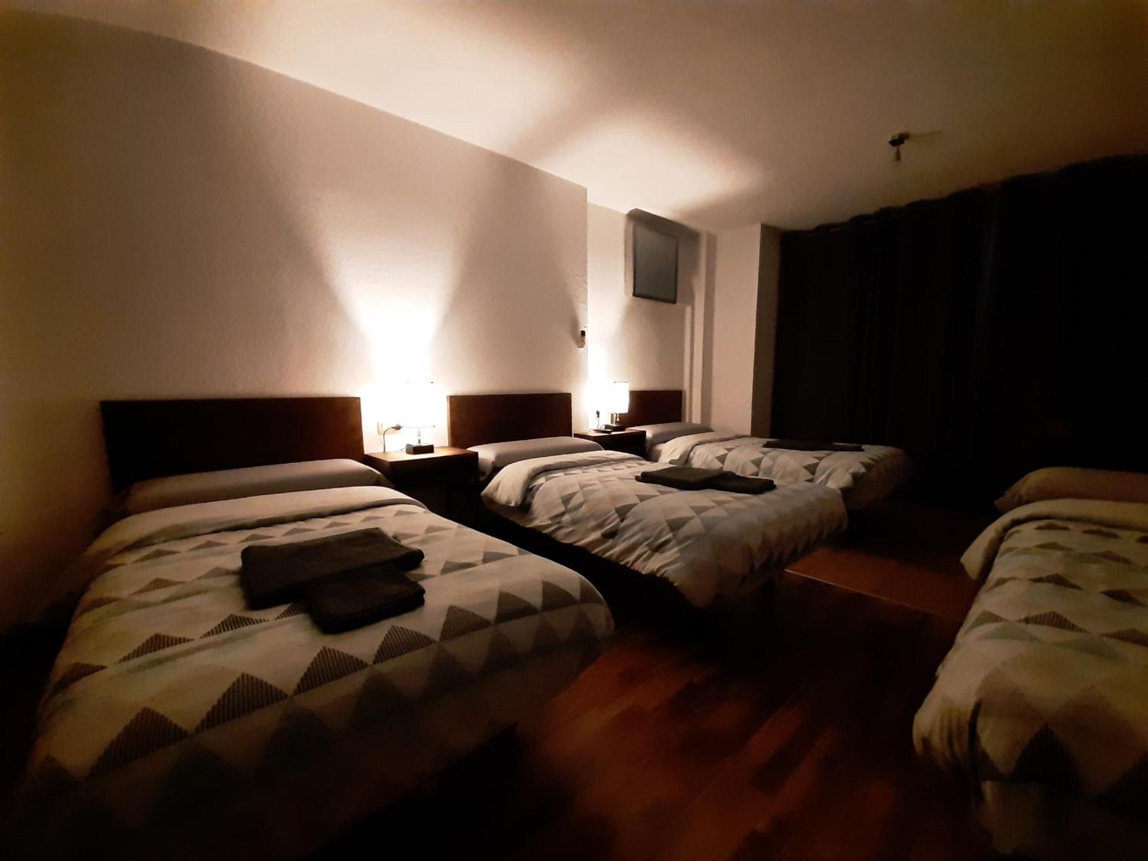 Quadruple Room - Photo 4