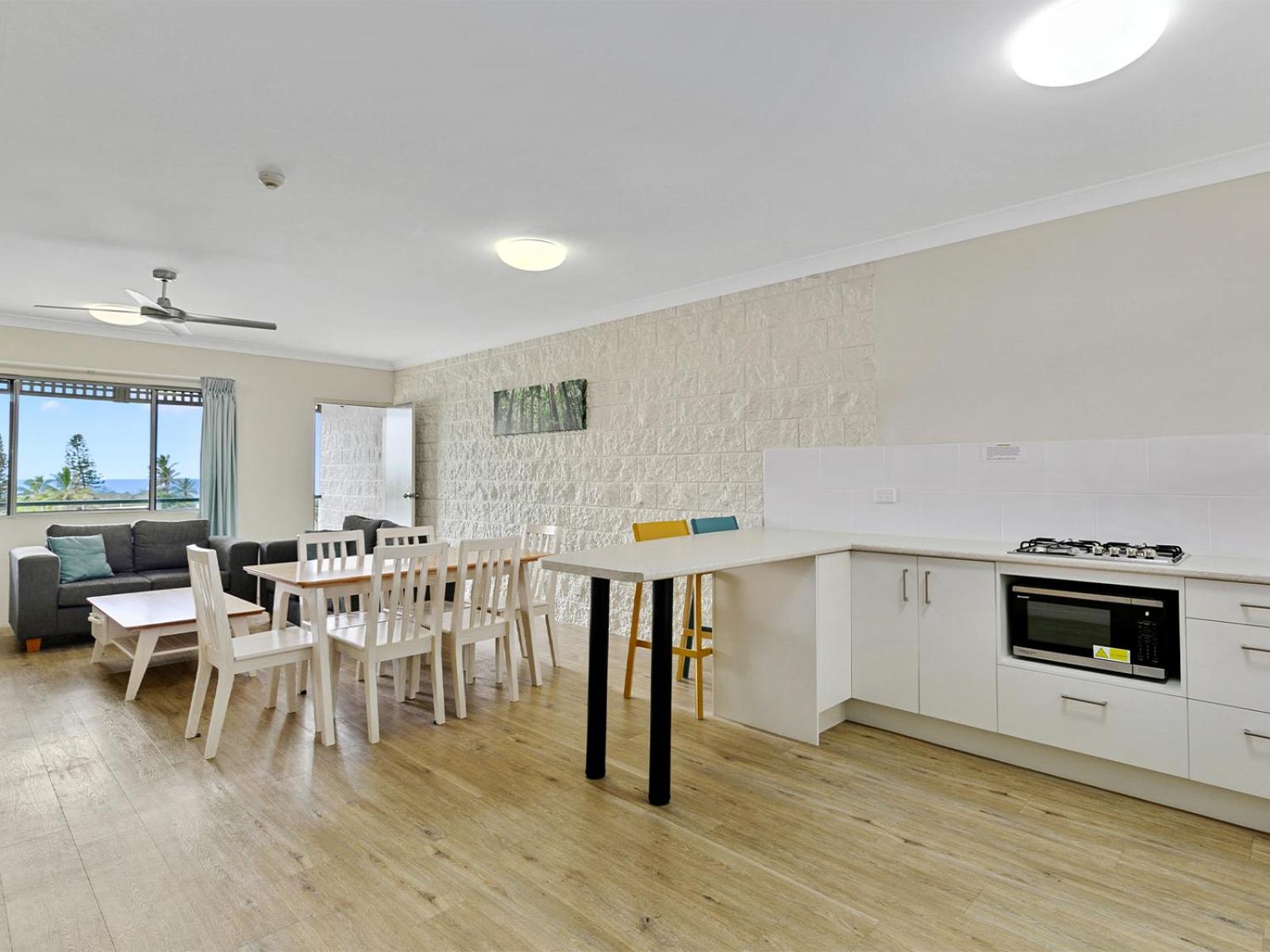 Superior Two-Bedroom Apartment - Photo 17