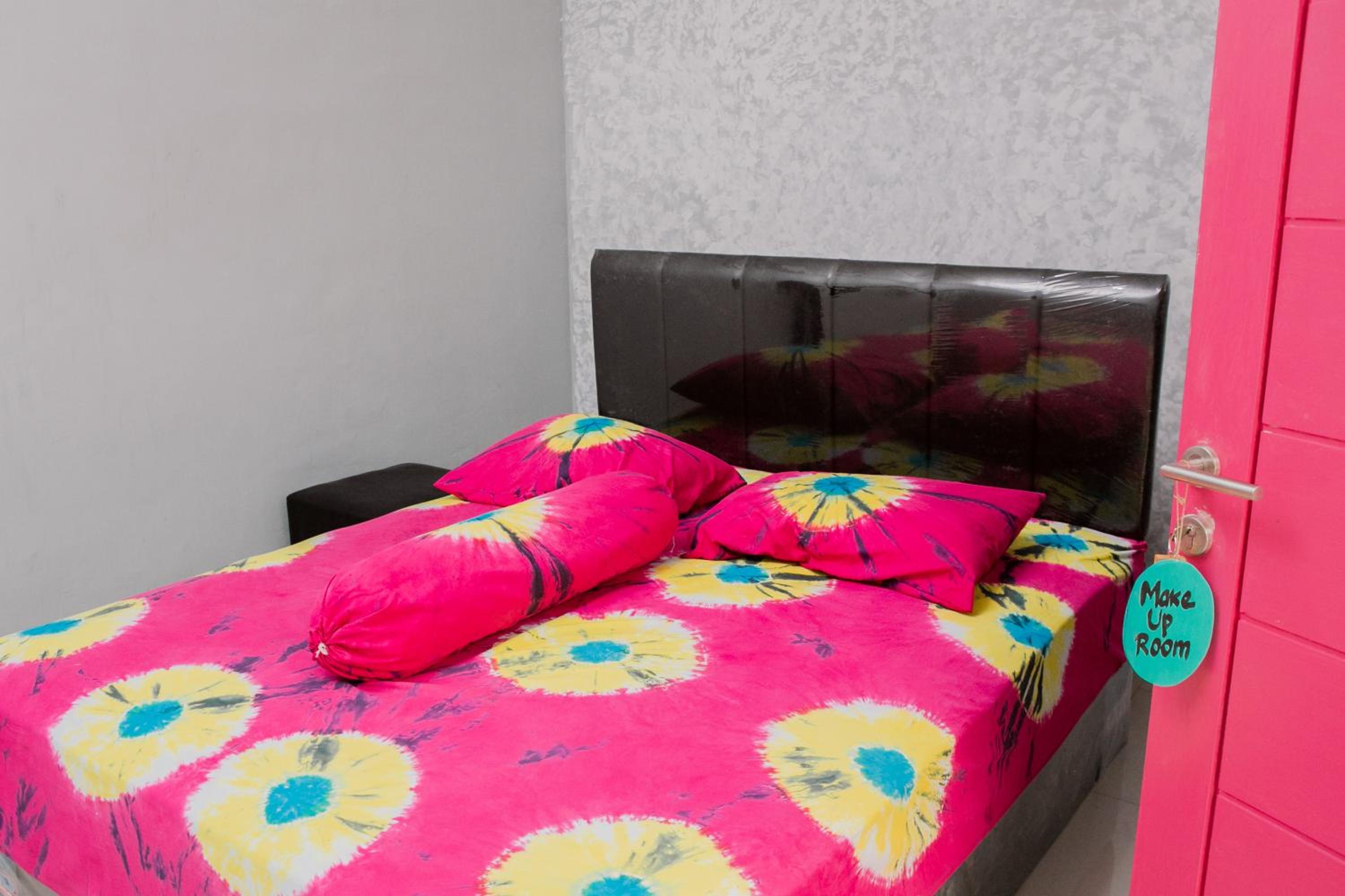 Standard Double Room - Photo 4