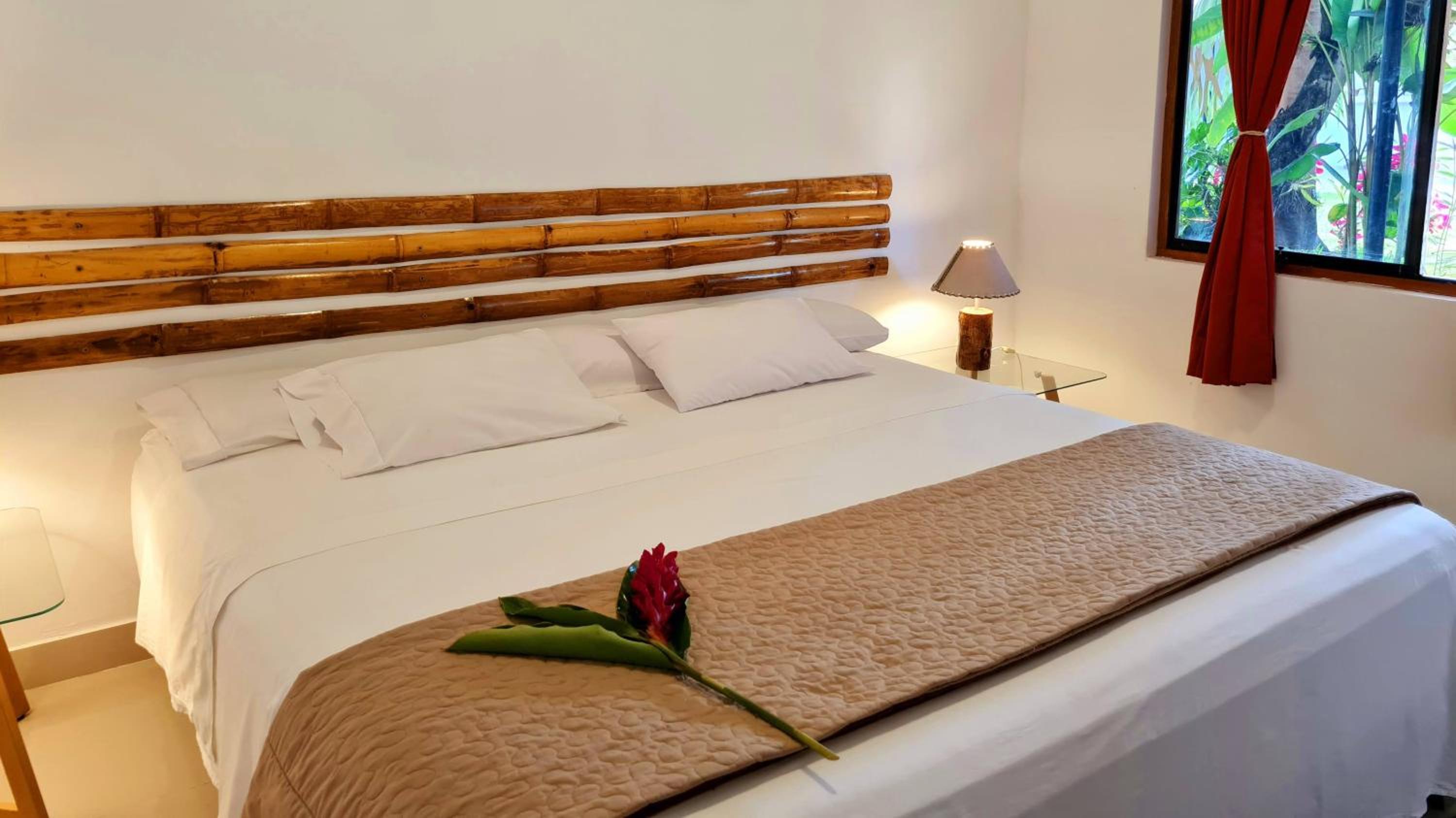 Deluxe King Room photo 2