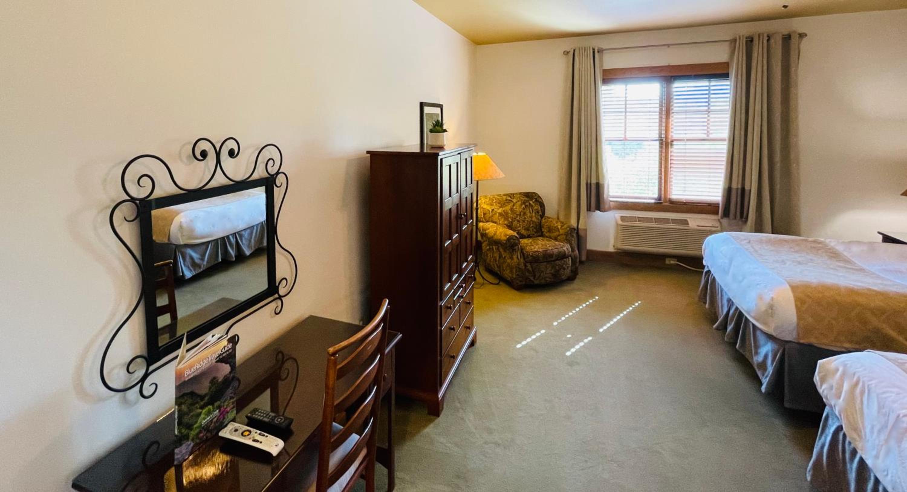 Double Room with Mountain View