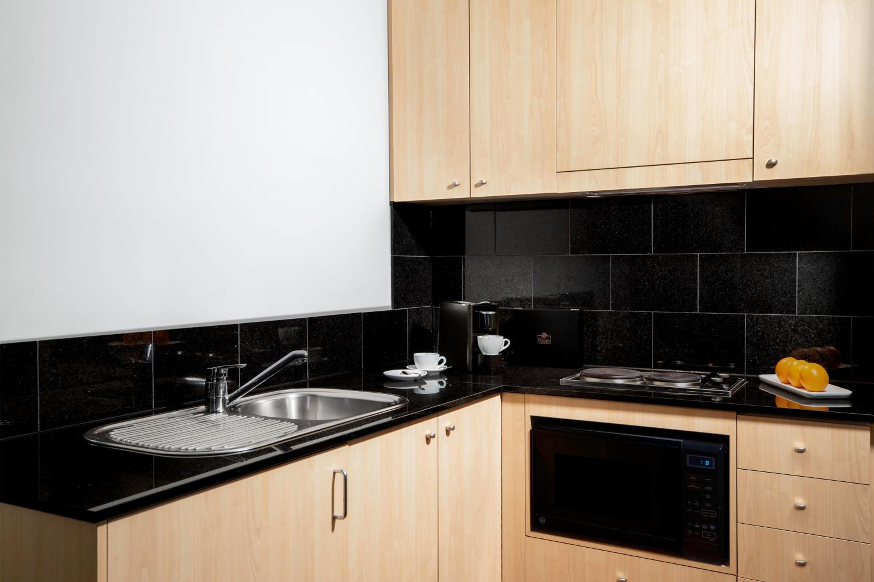 Premium Executive Studio - Weekly Housekeeping